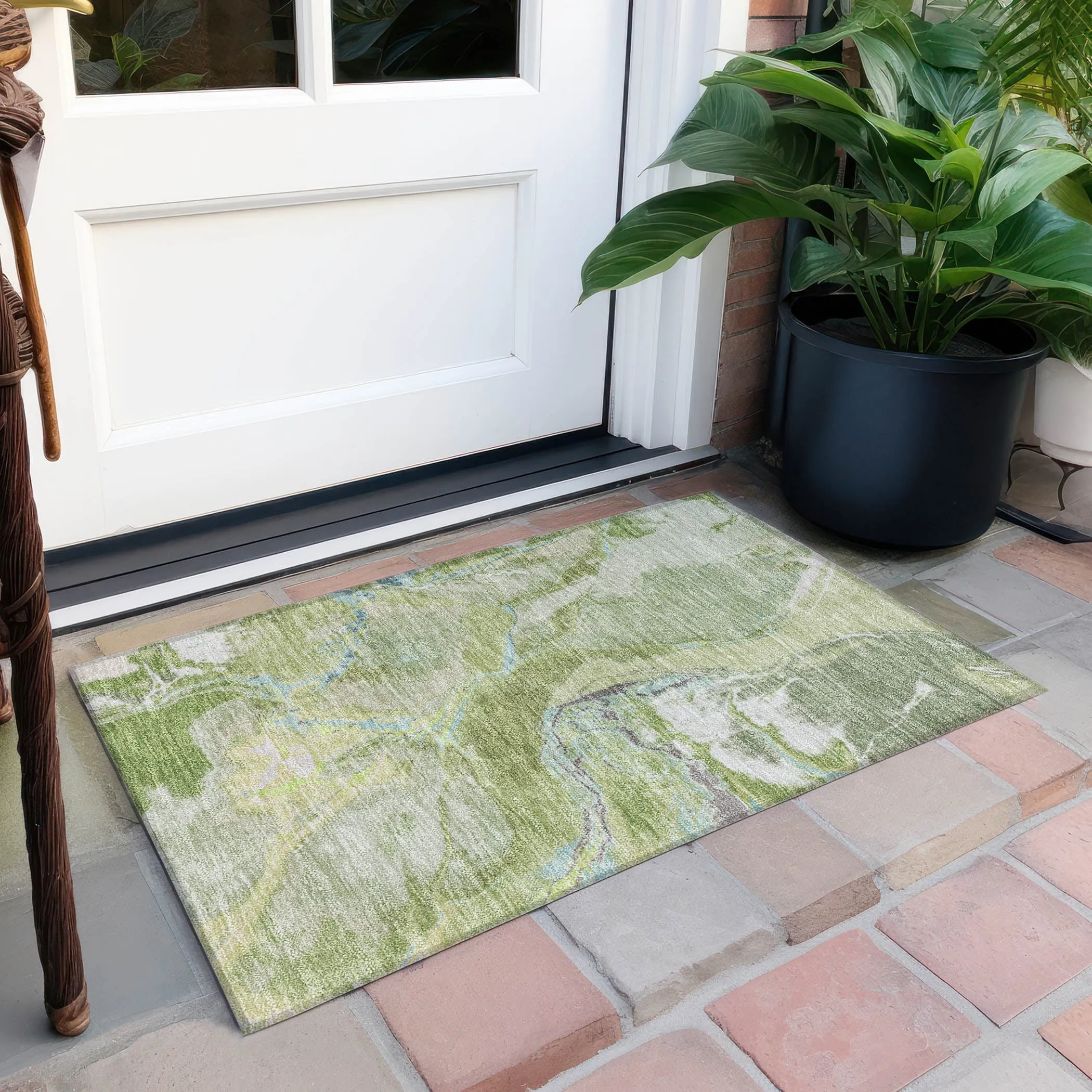 Machine Washable Indoor/ Outdoor Modern Abstract Chantille Rug