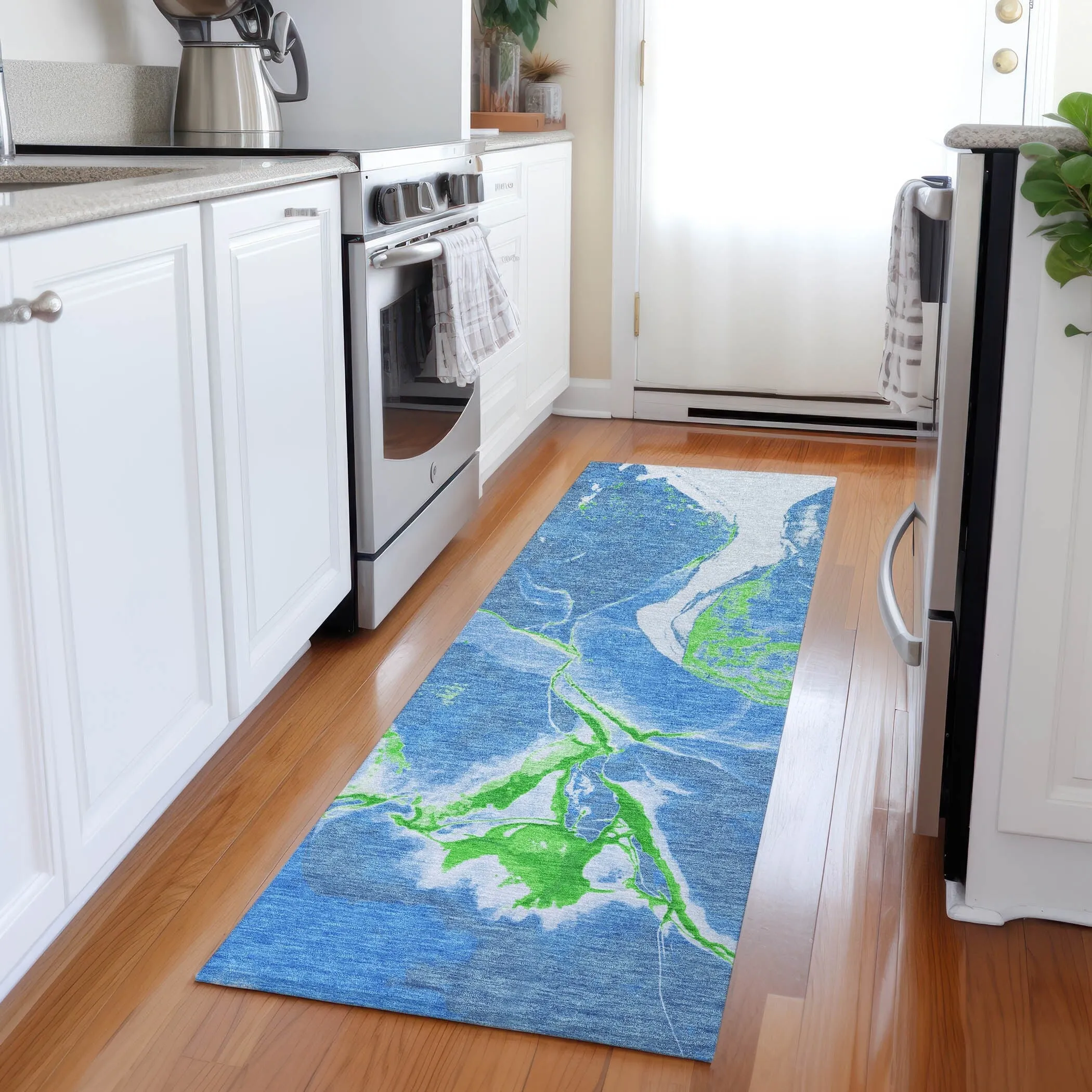 Machine Washable Indoor/ Outdoor Modern Abstract Chantille Rug