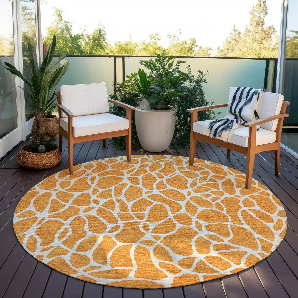 Machine Washable Indoor/ Outdoor Modern Chantille Rug