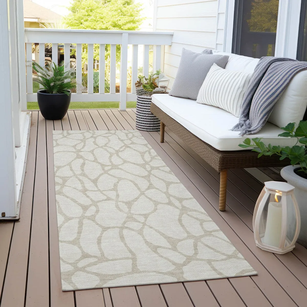 Machine Washable Indoor/ Outdoor Modern Chantille Rug