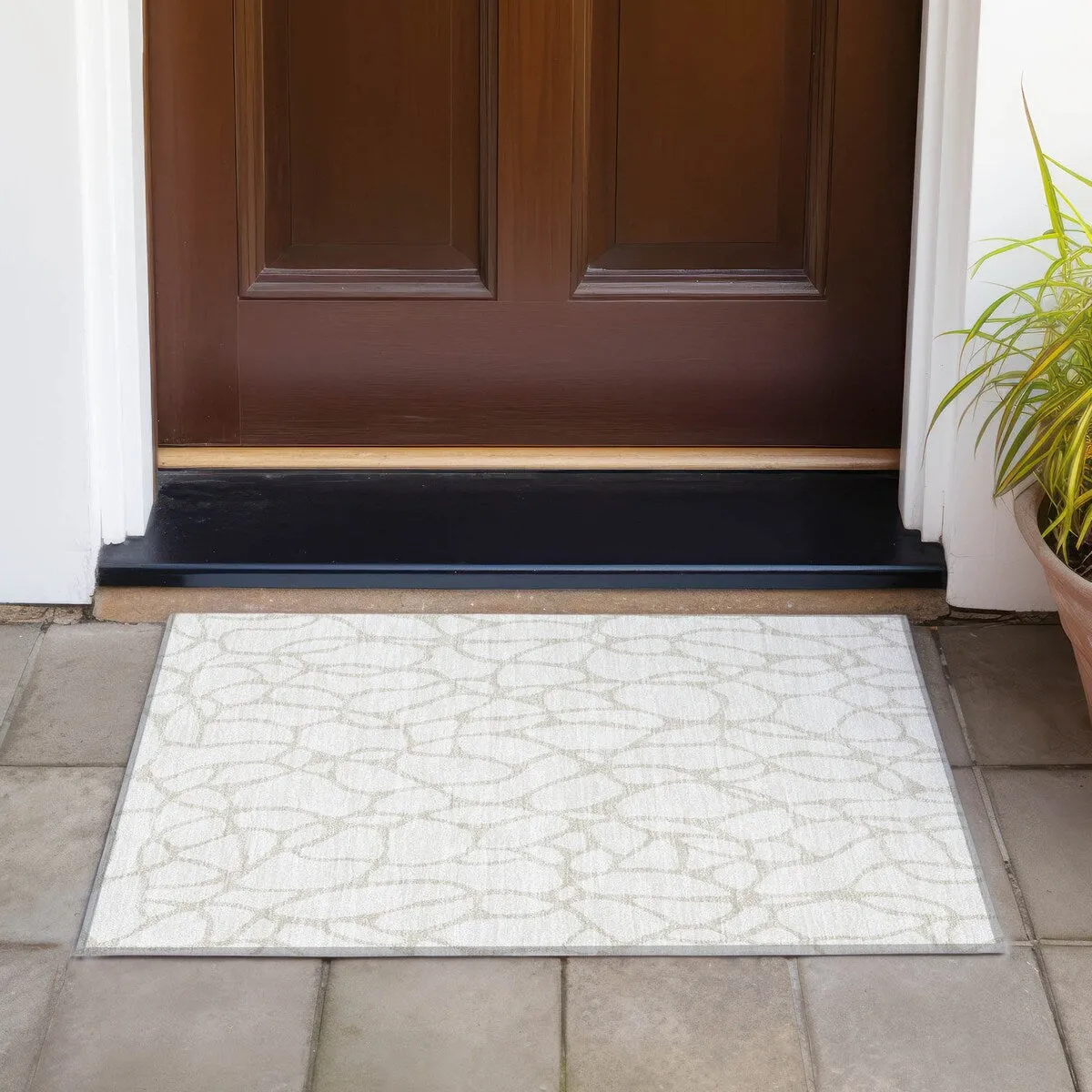 Machine Washable Indoor/ Outdoor Modern Chantille Rug