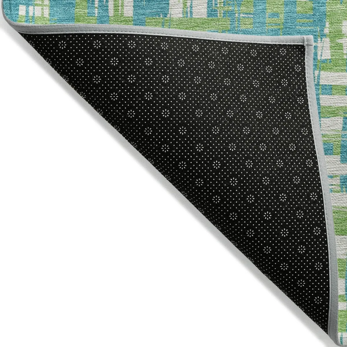 Machine Washable Indoor/ Outdoor Modern Crosshatch Chantille Rug