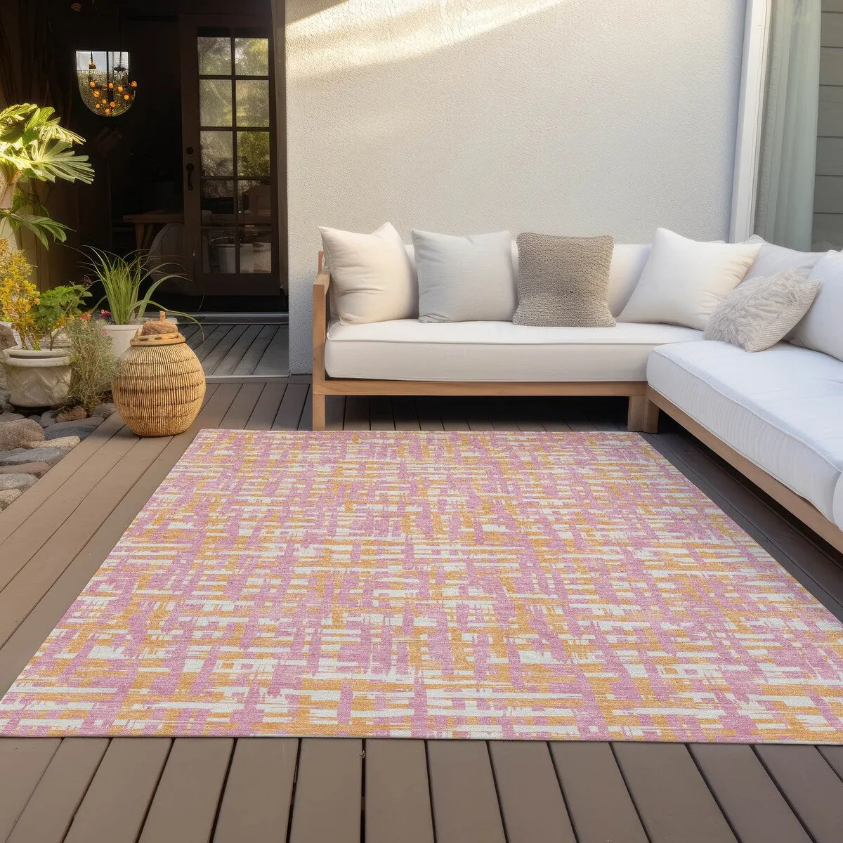 Machine Washable Indoor/ Outdoor Modern Crosshatch Chantille Rug