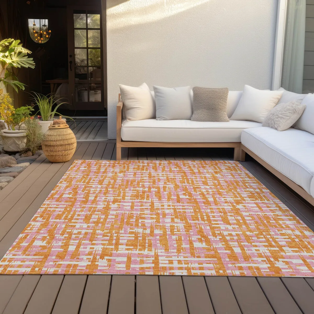 Machine Washable Indoor/ Outdoor Modern Crosshatch Chantille Rug