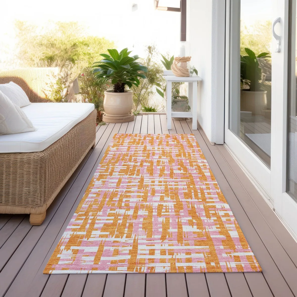 Machine Washable Indoor/ Outdoor Modern Crosshatch Chantille Rug