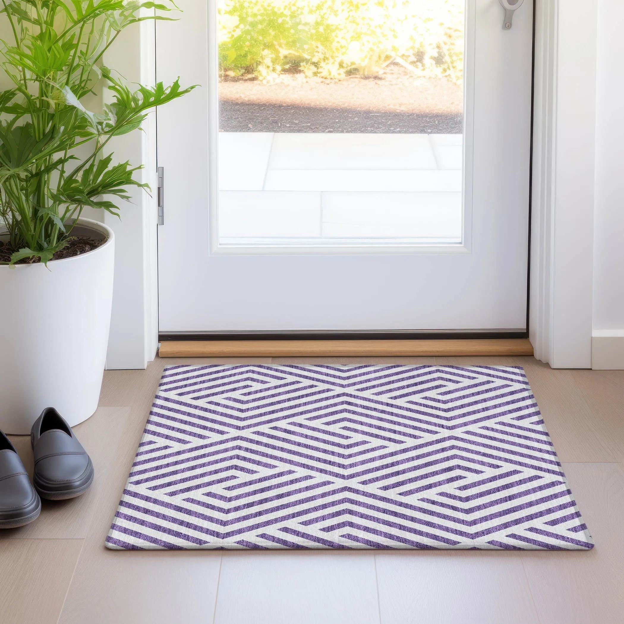 Machine Washable Indoor/ Outdoor Modern Diamonds Chantille Rug