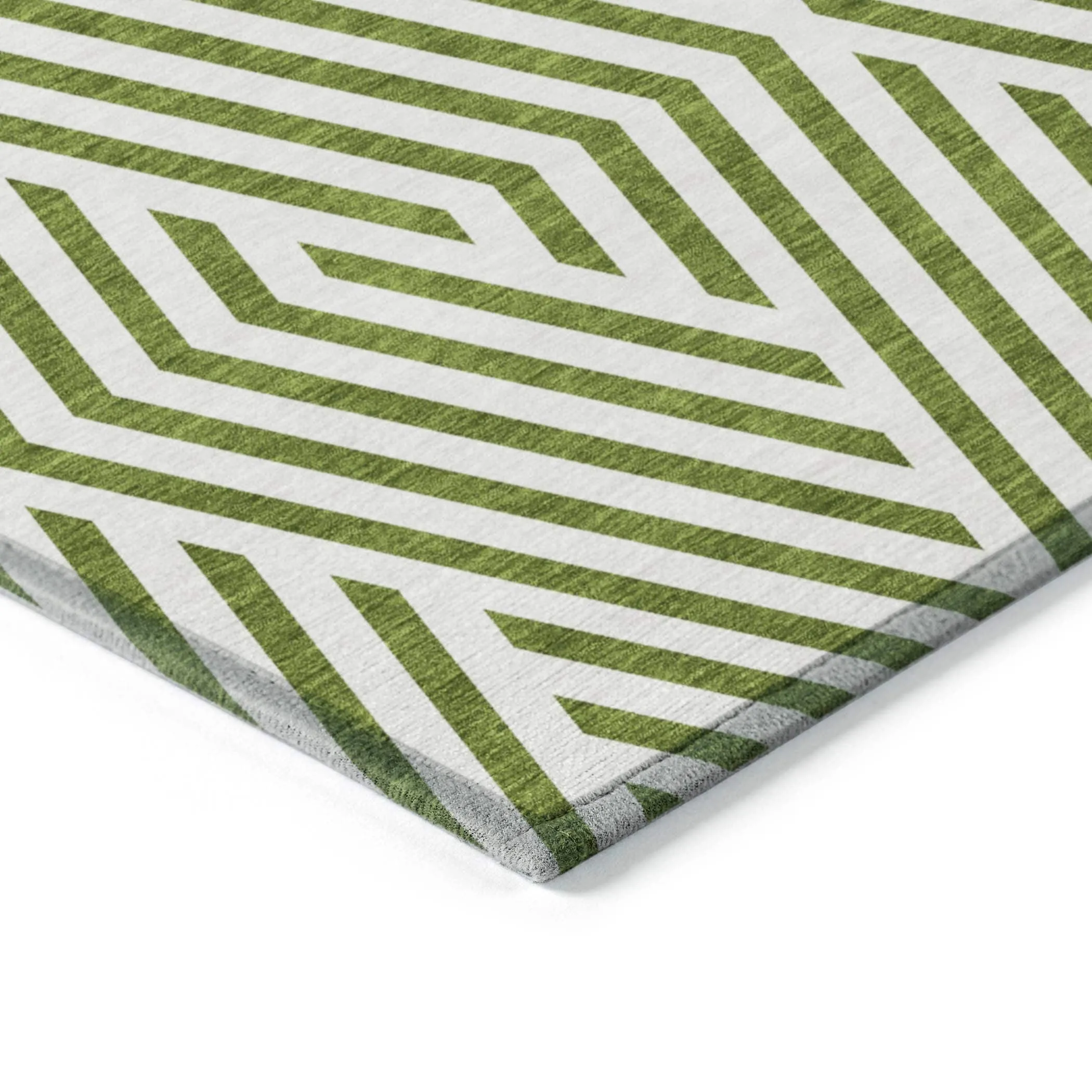 Machine Washable Indoor/ Outdoor Modern Diamonds Chantille Rug
