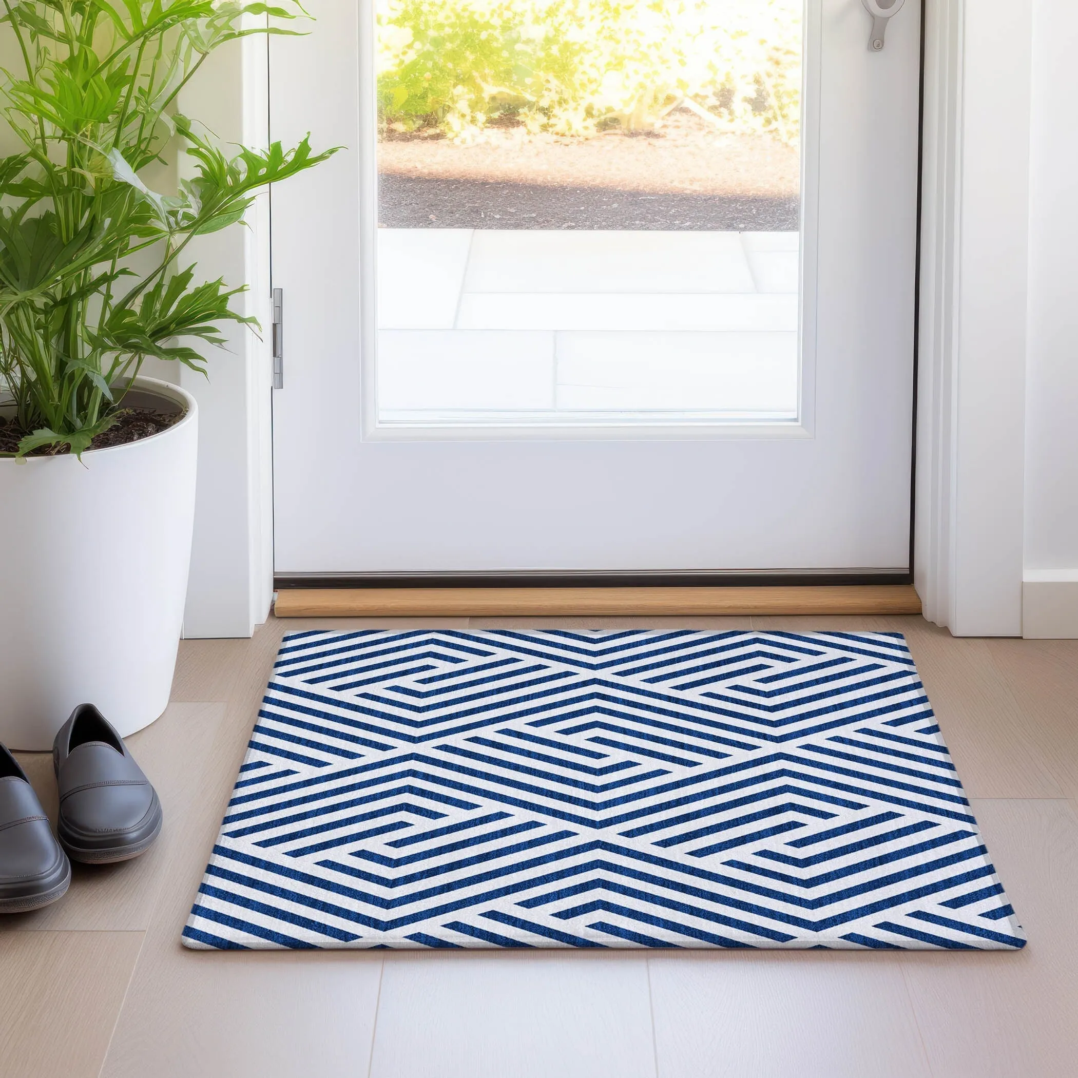 Machine Washable Indoor/ Outdoor Modern Diamonds Chantille Rug