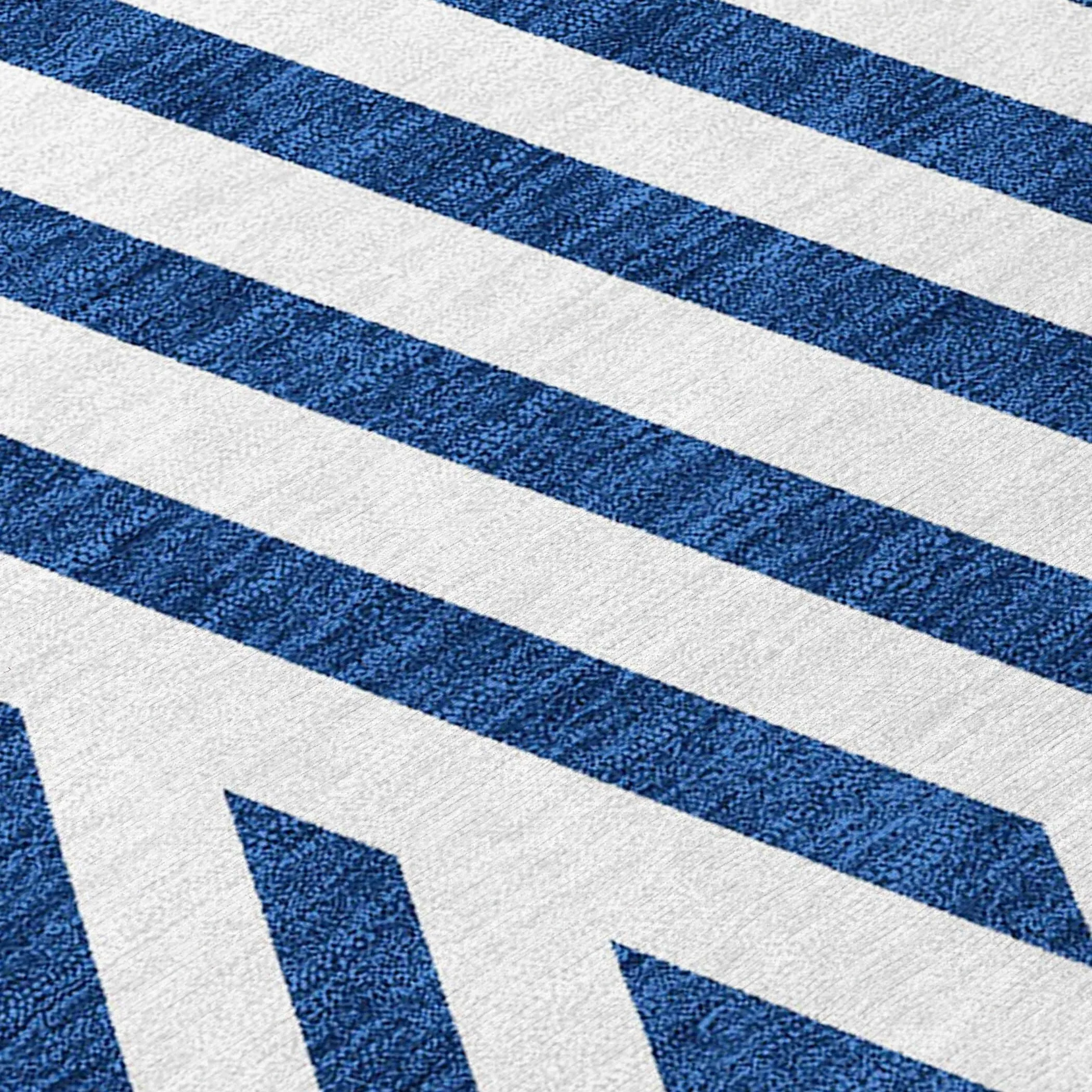 Machine Washable Indoor/ Outdoor Modern Diamonds Chantille Rug