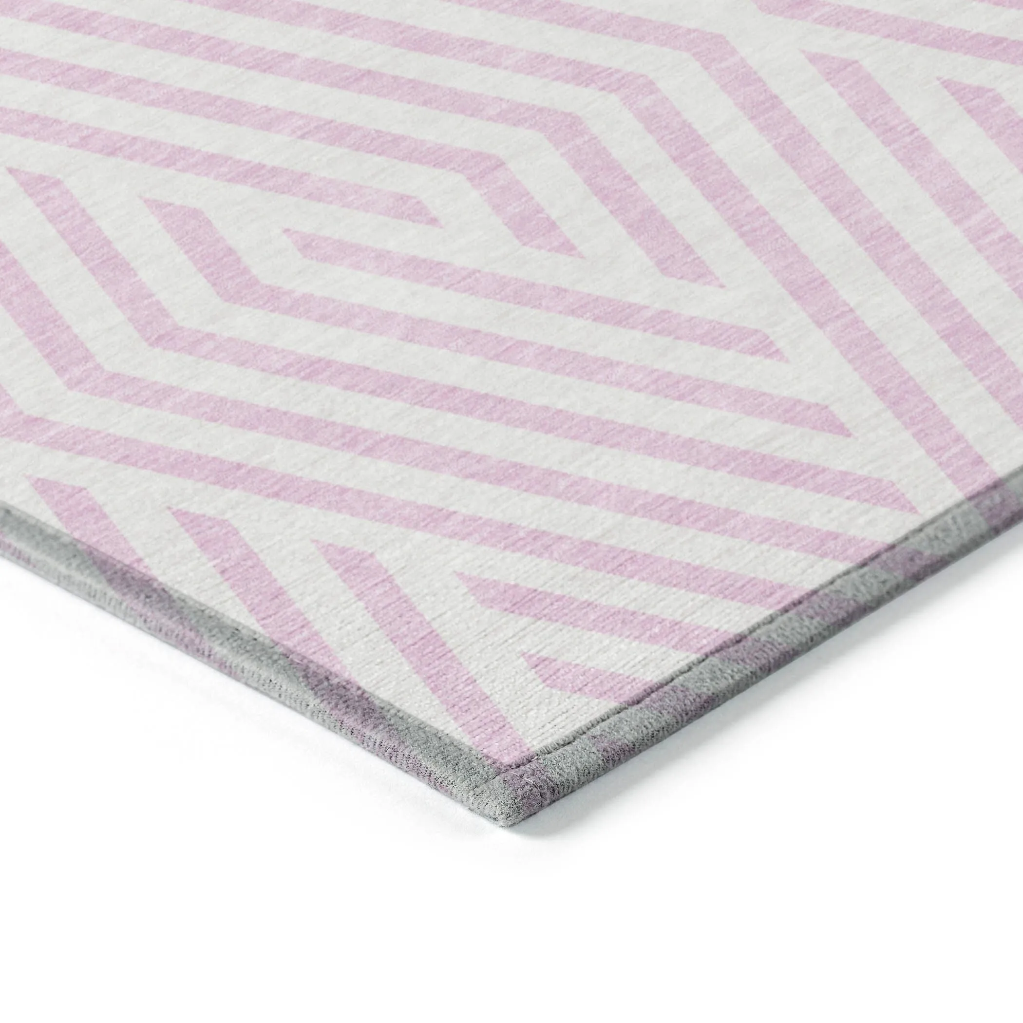 Machine Washable Indoor/ Outdoor Modern Diamonds Chantille Rug