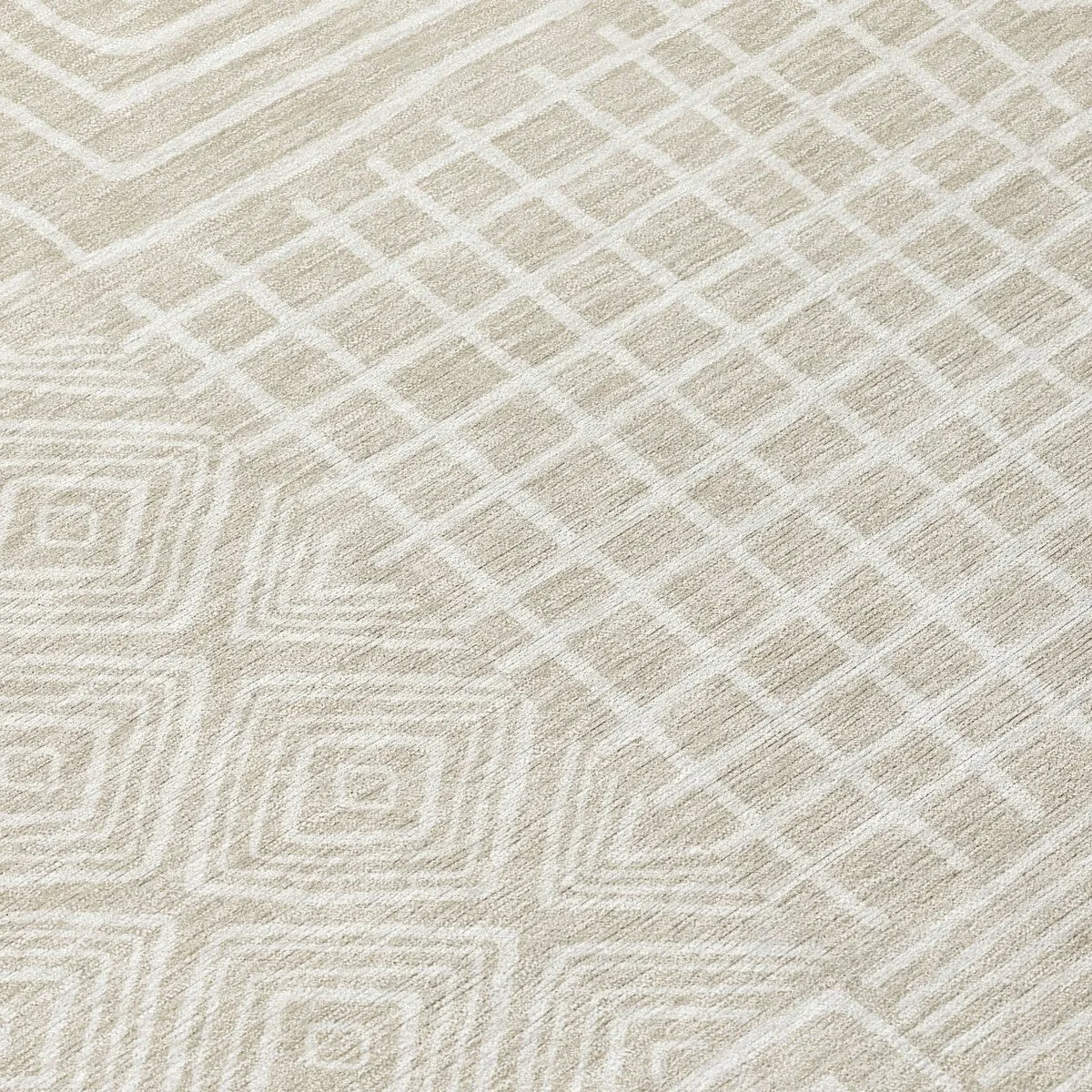 Machine Washable Indoor/ Outdoor Modern Mosaic Chantille Rug