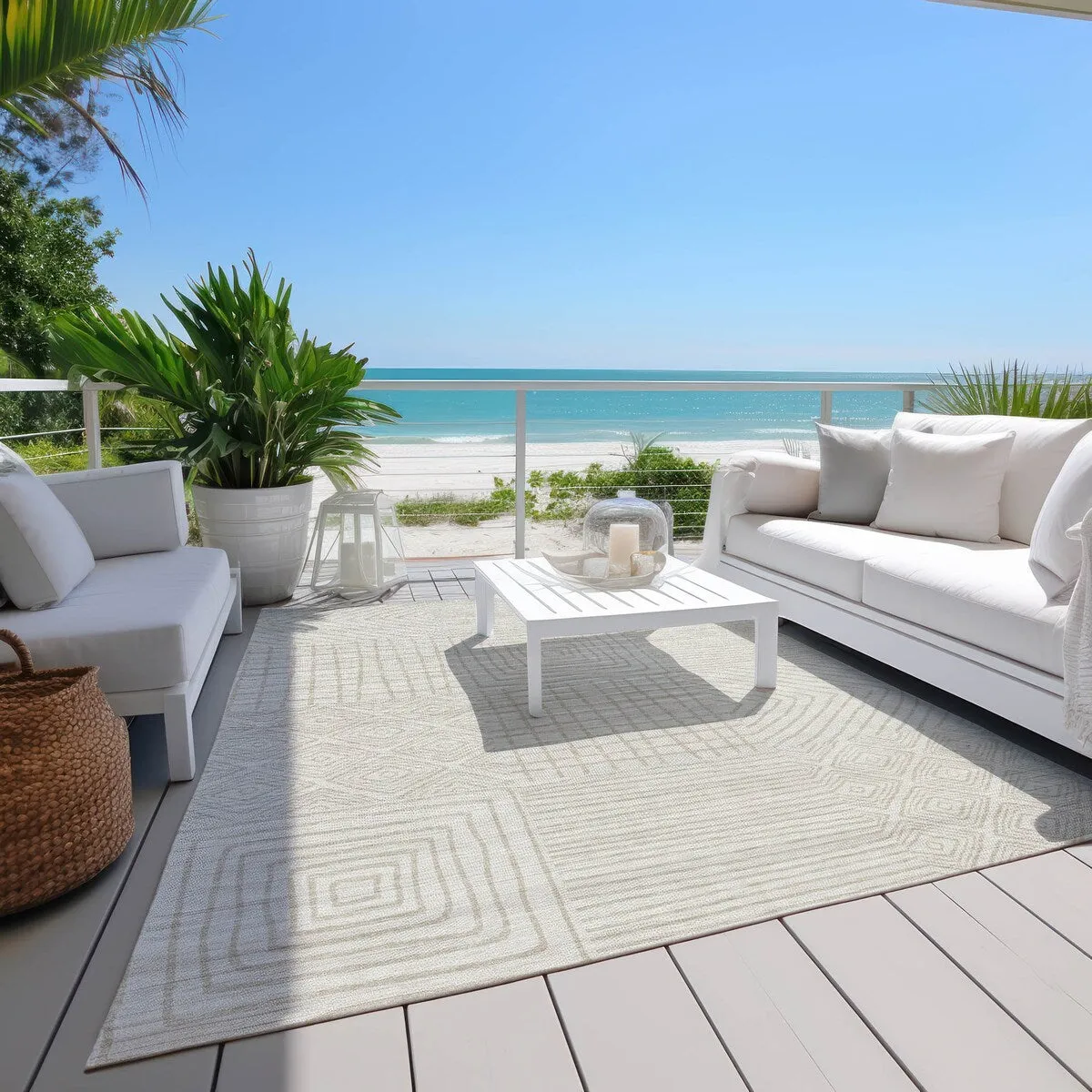 Machine Washable Indoor/ Outdoor Modern Mosaic Chantille Rug
