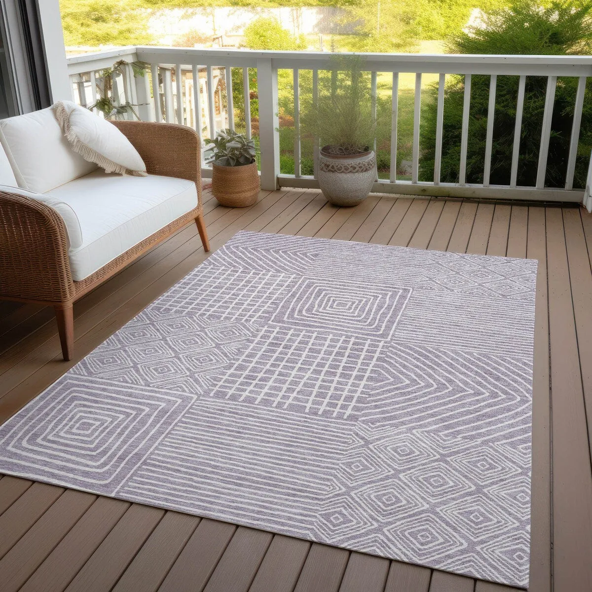 Machine Washable Indoor/ Outdoor Modern Mosaic Chantille Rug