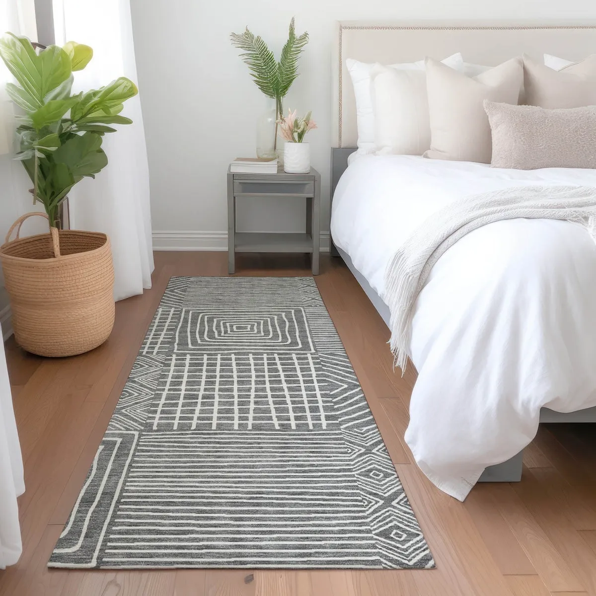 Machine Washable Indoor/ Outdoor Modern Mosaic Chantille Rug