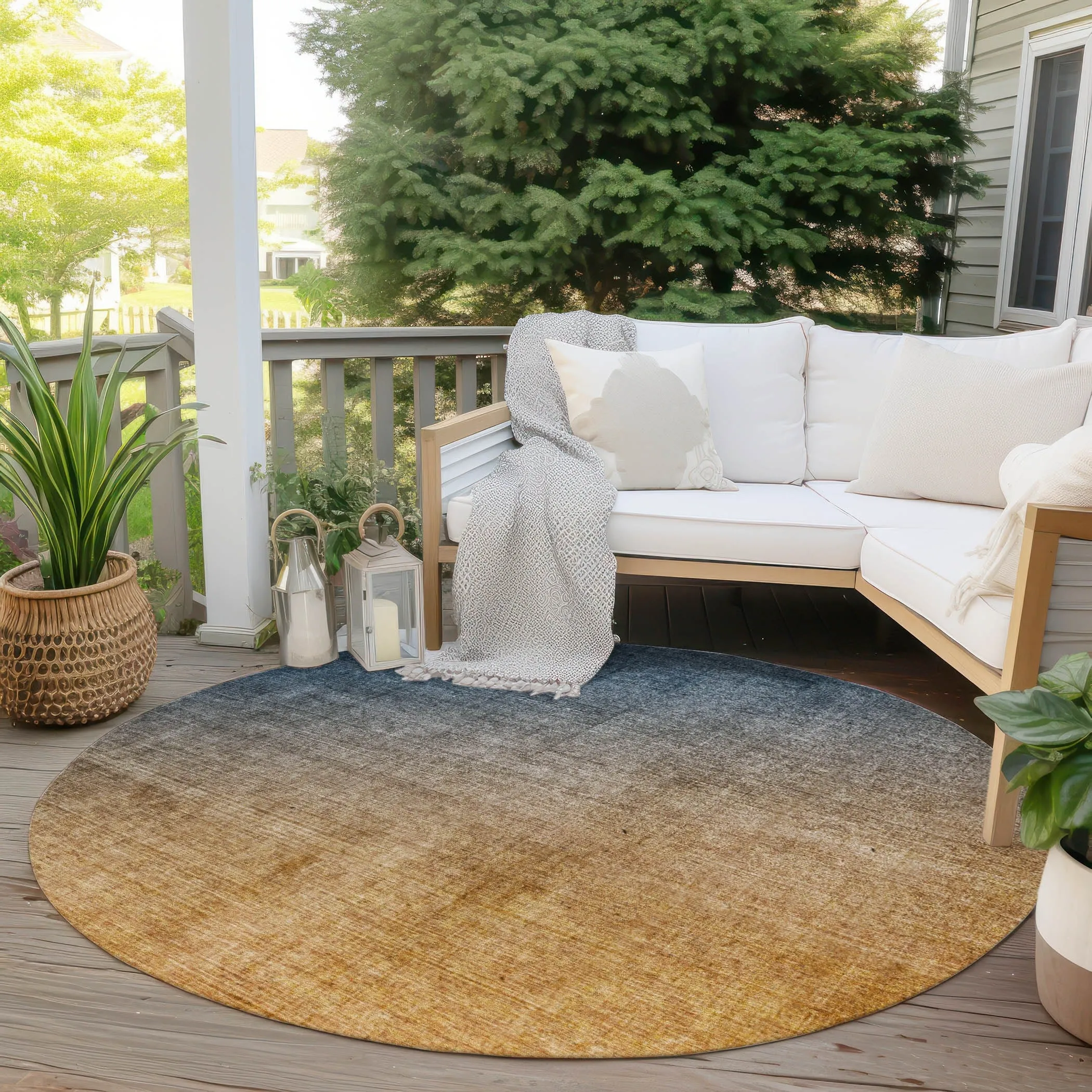 Machine Washable Indoor/ Outdoor Modern Ombre Chantille Rug
