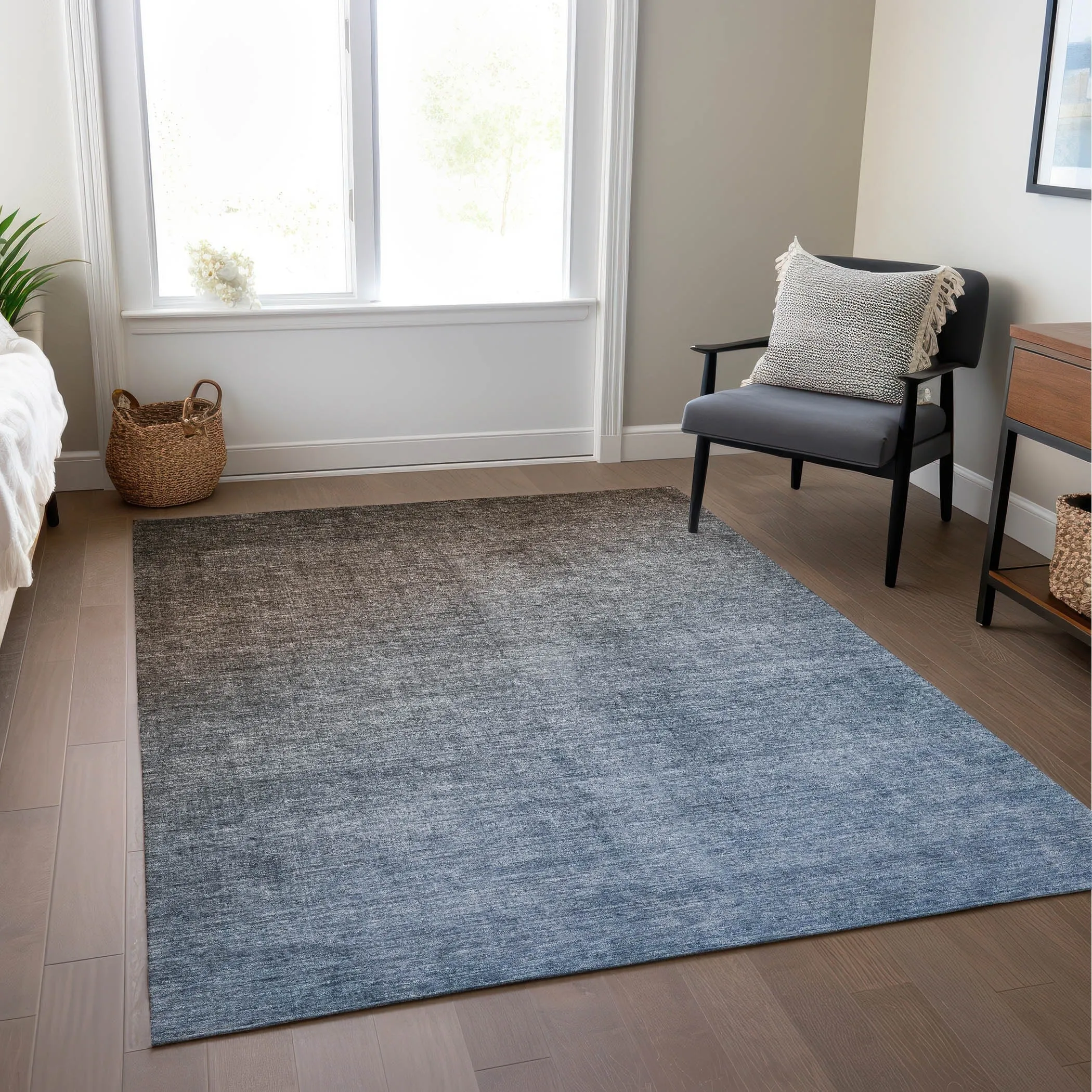 Machine Washable Indoor/ Outdoor Modern Ombre Chantille Rug