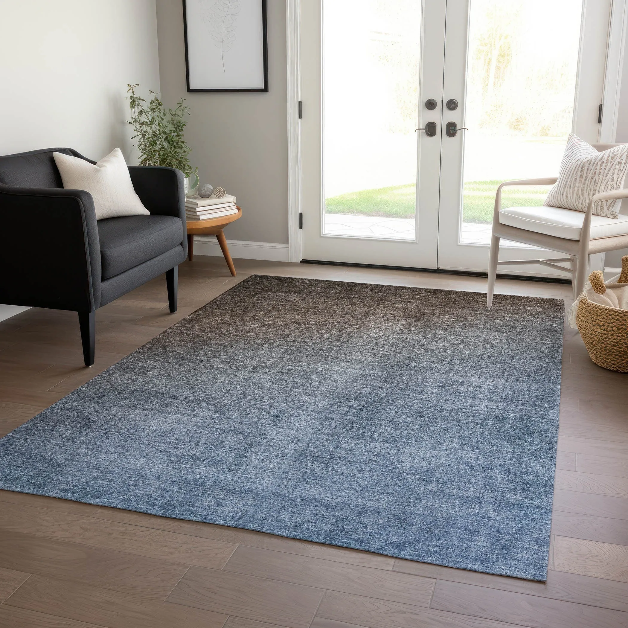 Machine Washable Indoor/ Outdoor Modern Ombre Chantille Rug