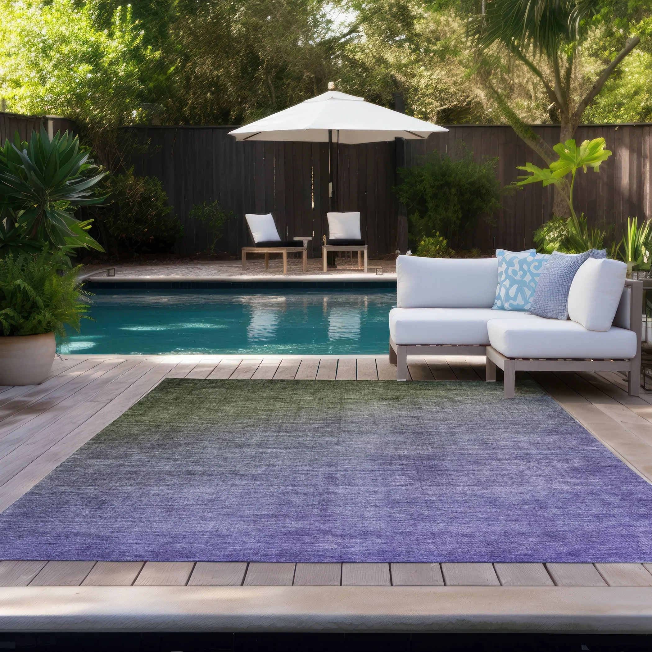 Machine Washable Indoor/ Outdoor Modern Ombre Chantille Rug