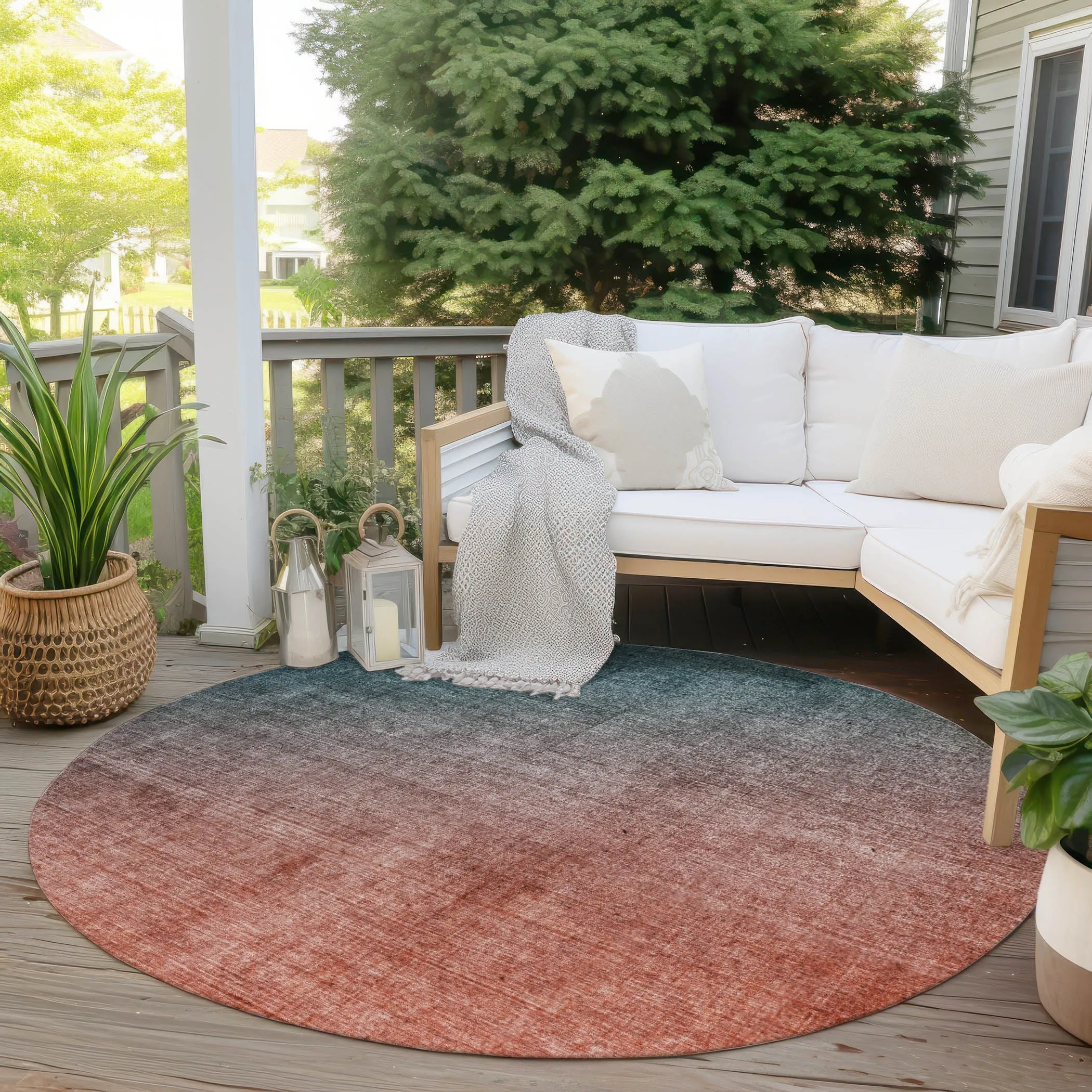 Machine Washable Indoor/ Outdoor Modern Ombre Chantille Rug