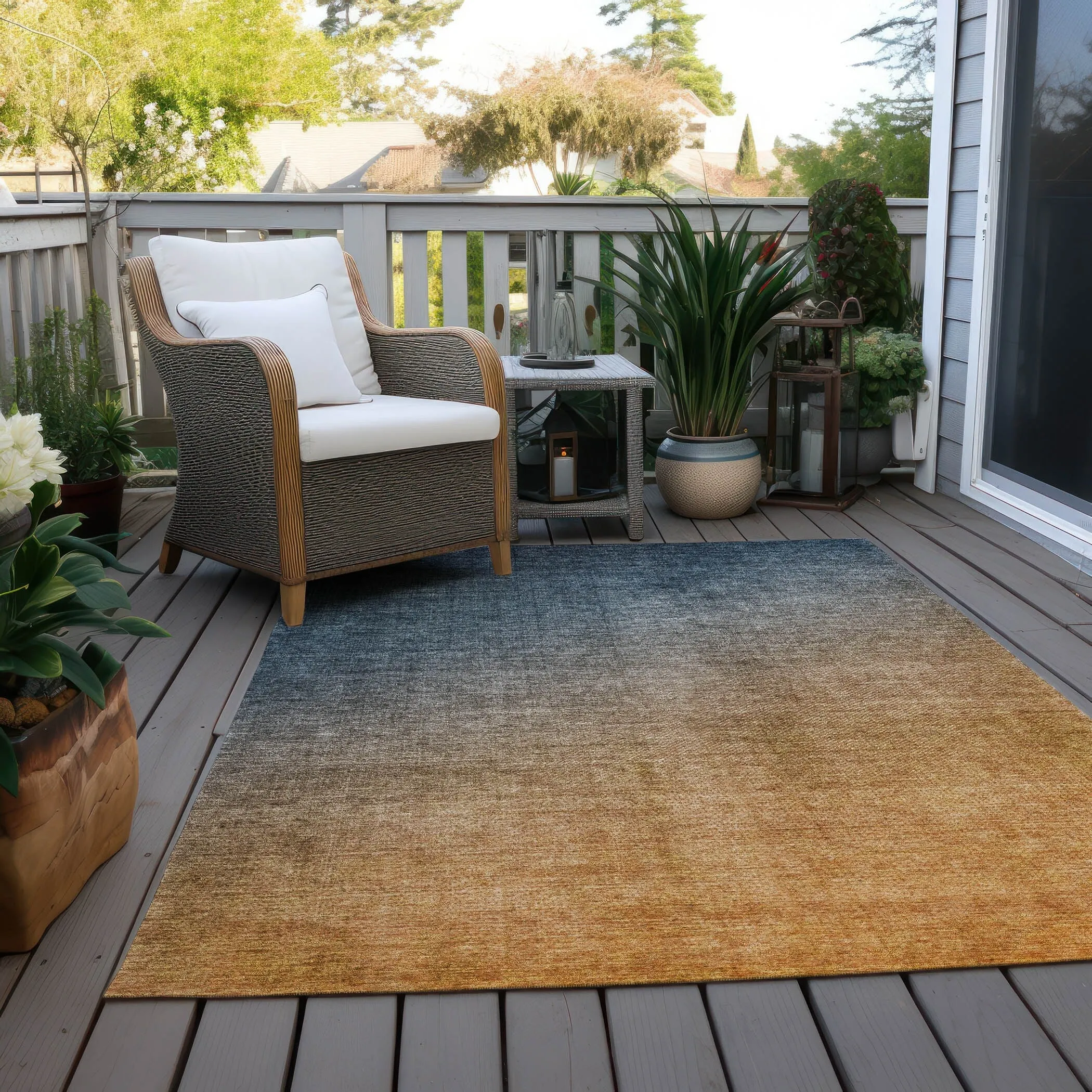 Machine Washable Indoor/ Outdoor Modern Ombre Chantille Rug
