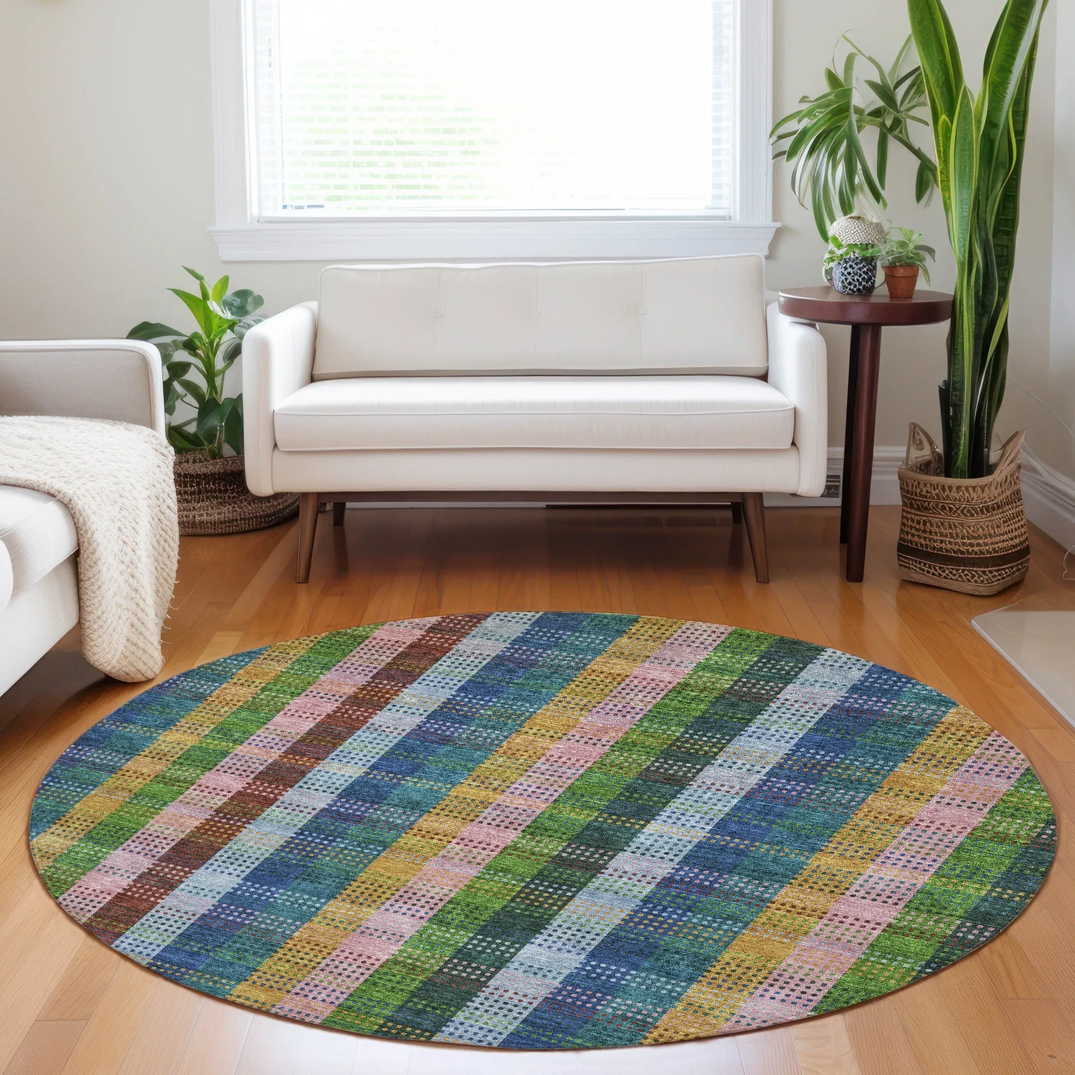 Machine Washable Indoor/ Outdoor Modern Plaid Chantille Rug
