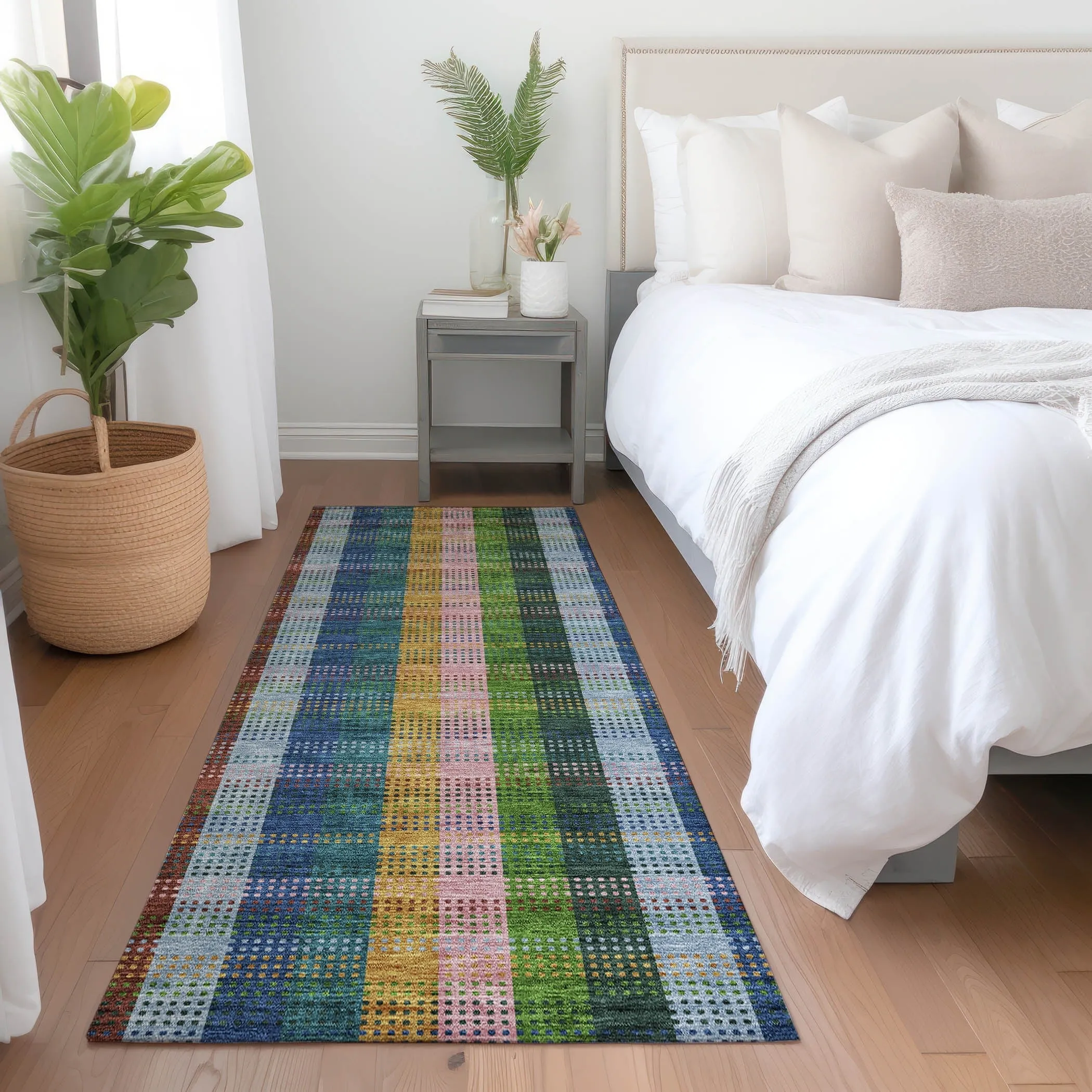 Machine Washable Indoor/ Outdoor Modern Plaid Chantille Rug