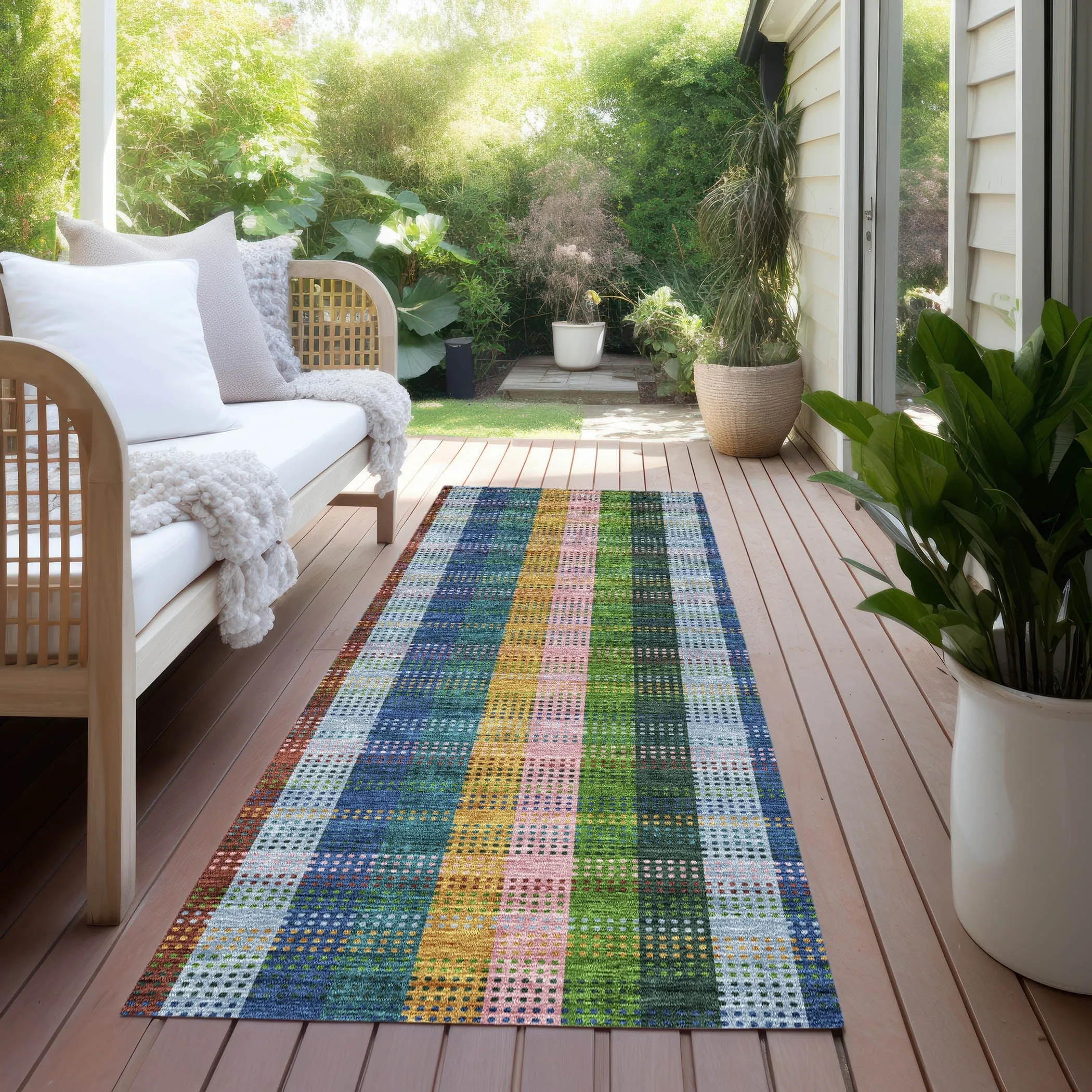 Machine Washable Indoor/ Outdoor Modern Plaid Chantille Rug