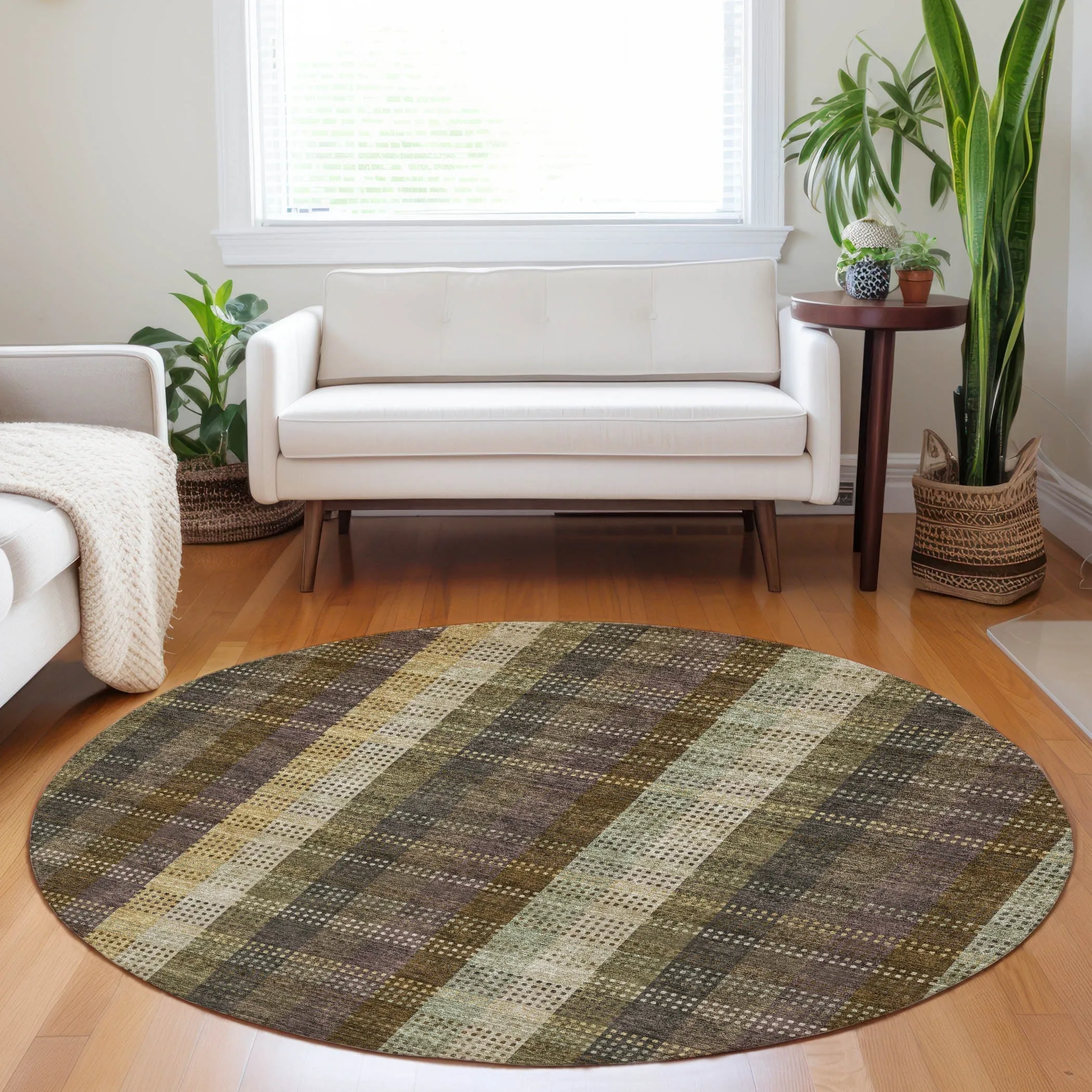 Machine Washable Indoor/ Outdoor Modern Plaid Chantille Rug