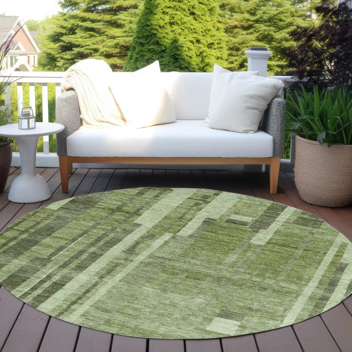Machine Washable Indoor/ Outdoor Modern Stripes Chantille Rug
