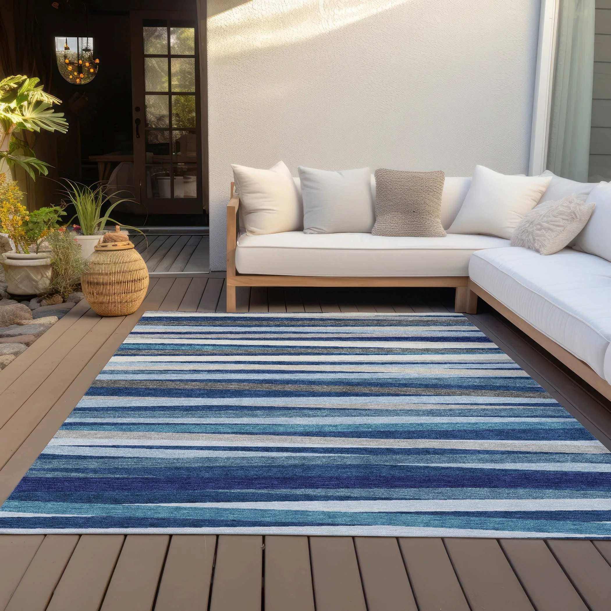 Machine Washable Indoor/ Outdoor Modern Stripes Chantille Rug