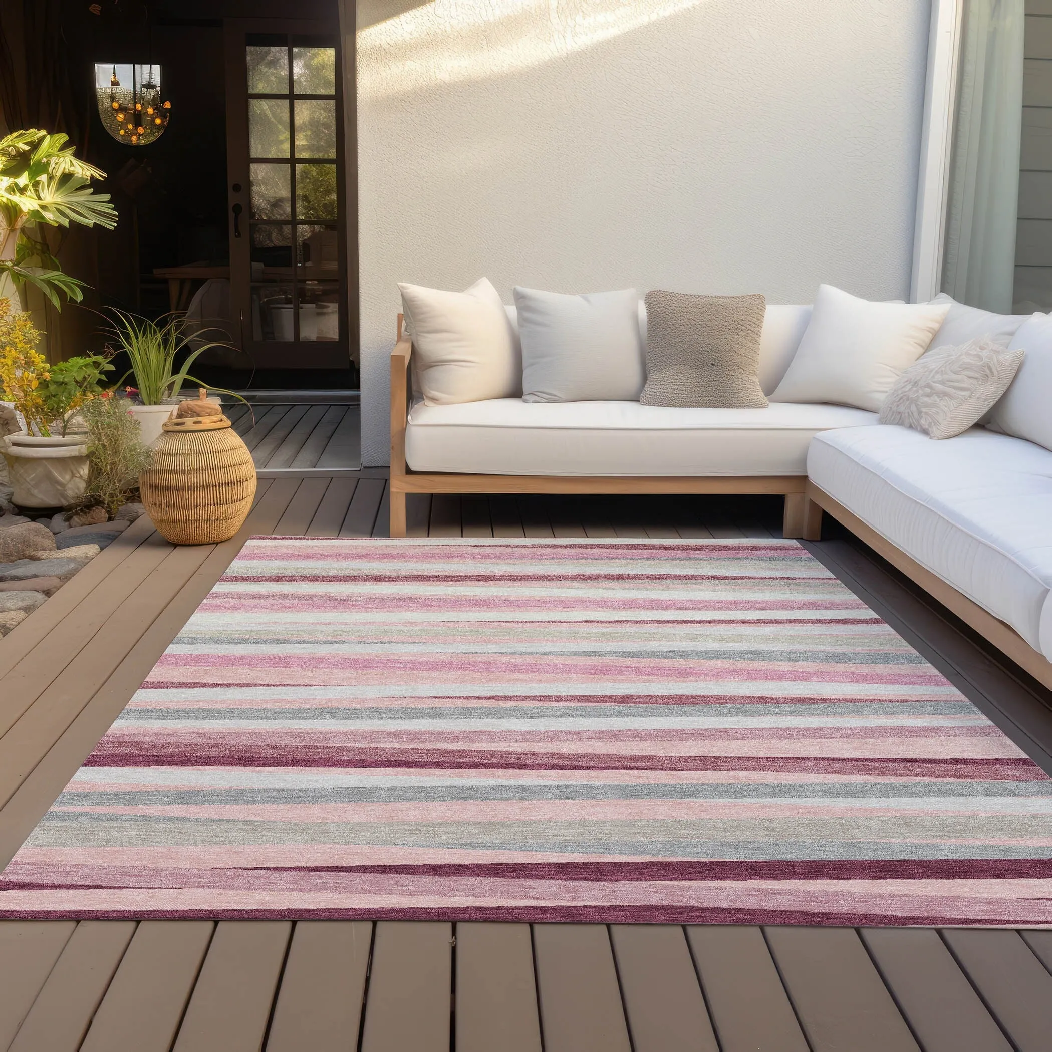 Machine Washable Indoor/ Outdoor Modern Stripes Chantille Rug