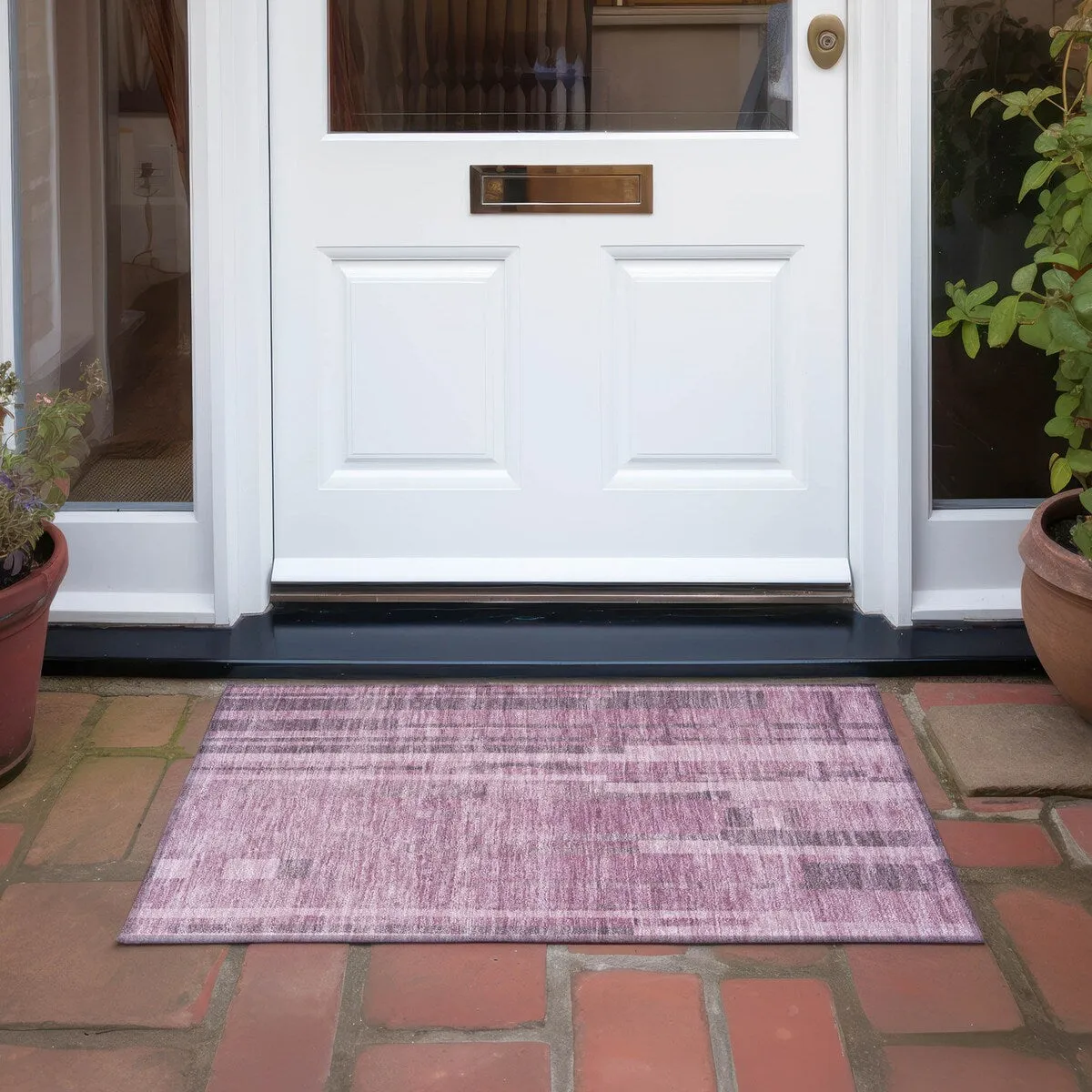 Machine Washable Indoor/ Outdoor Modern Stripes Chantille Rug