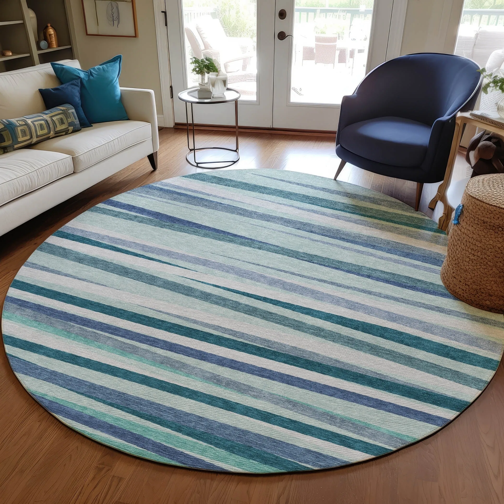 Machine Washable Indoor/ Outdoor Modern Stripes Chantille Rug
