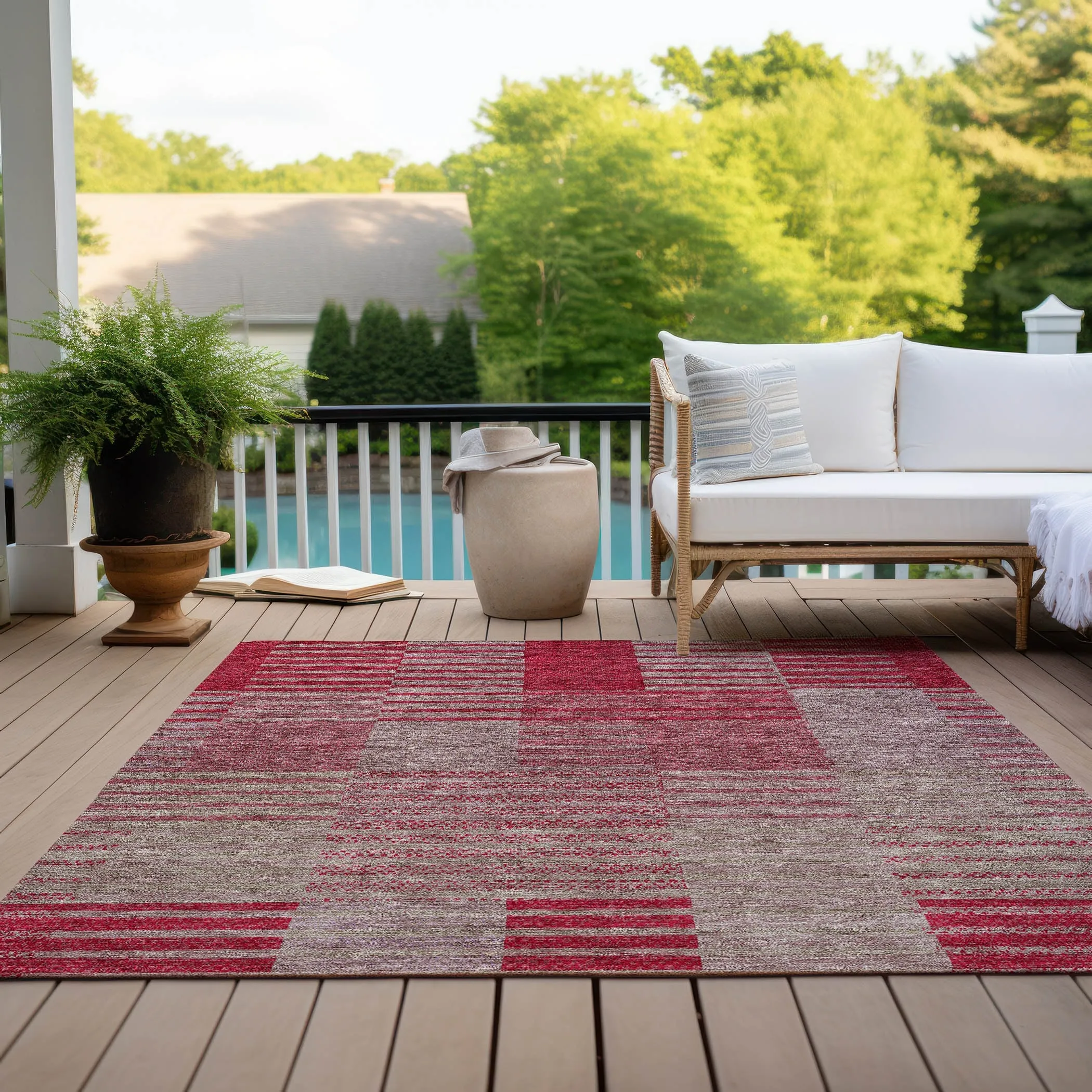 Machine Washable Indoor/ Outdoor Modern Stripes Chantille Rug