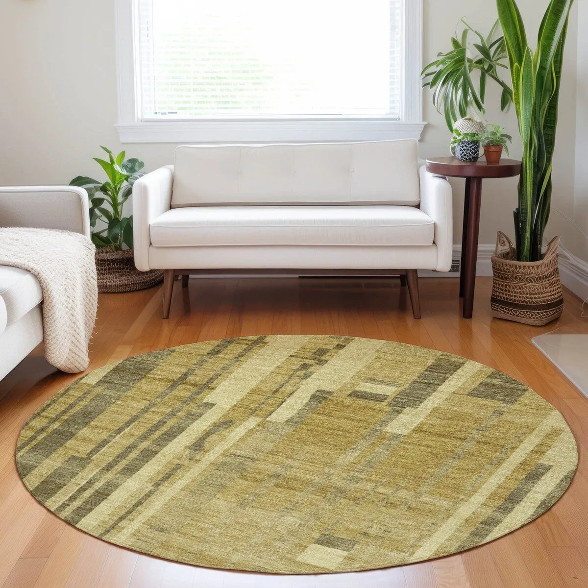 Machine Washable Indoor/ Outdoor Modern Stripes Chantille Rug