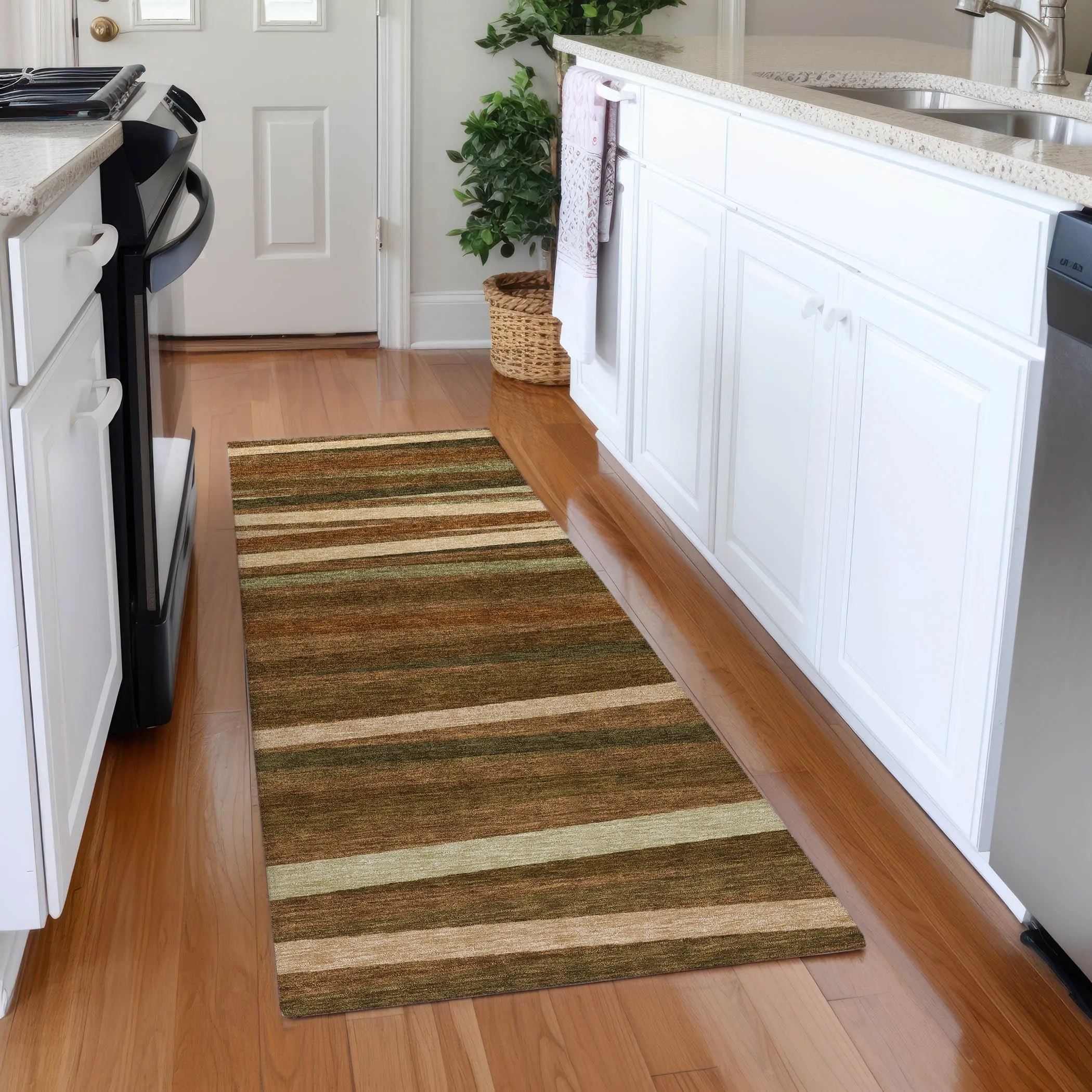 Machine Washable Indoor/ Outdoor Modern Stripes Chantille Rug