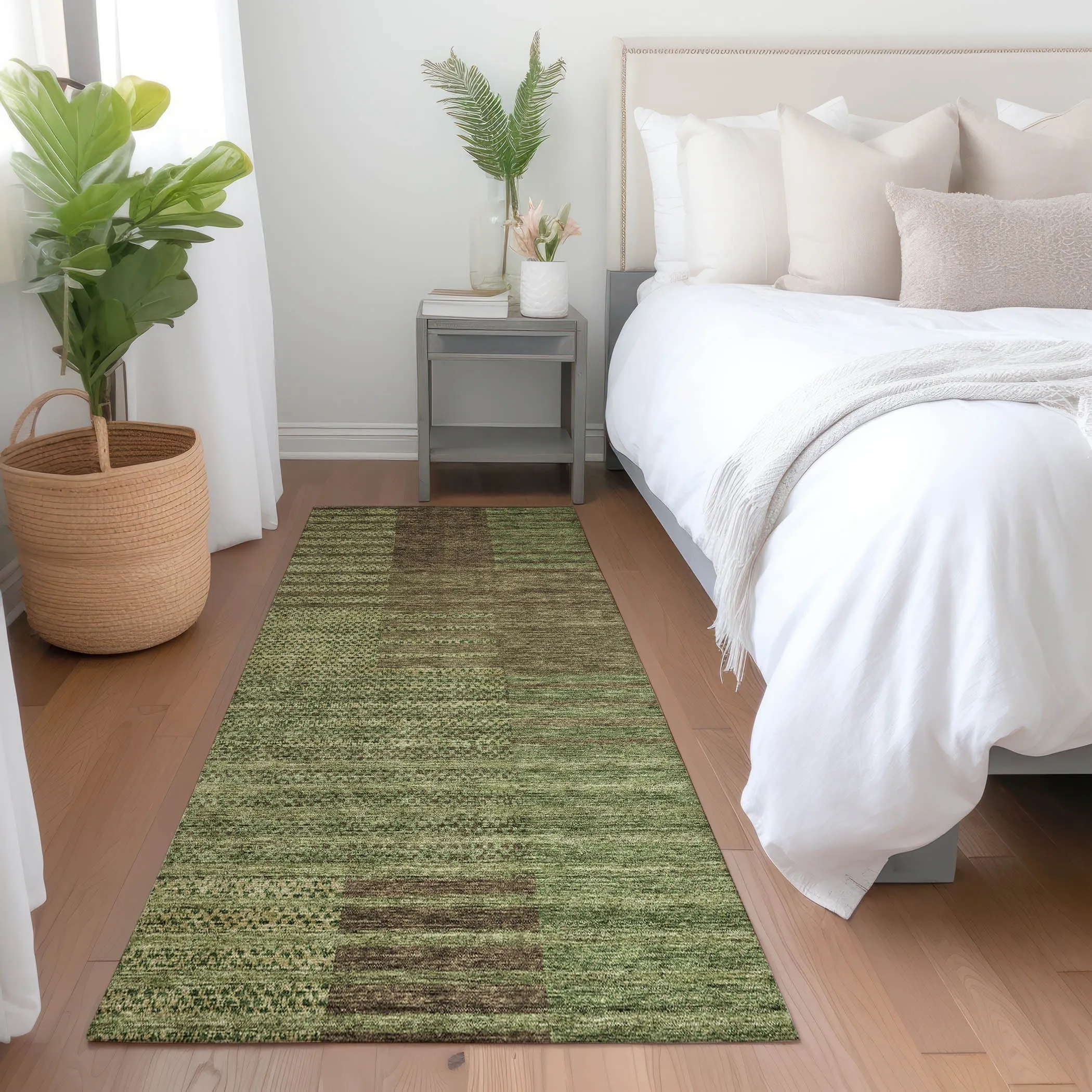 Machine Washable Indoor/ Outdoor Modern Stripes Chantille Rug