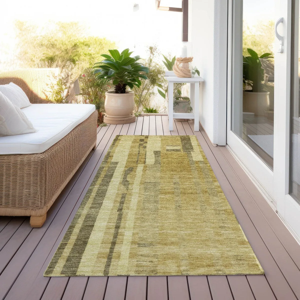 Machine Washable Indoor/ Outdoor Modern Stripes Chantille Rug