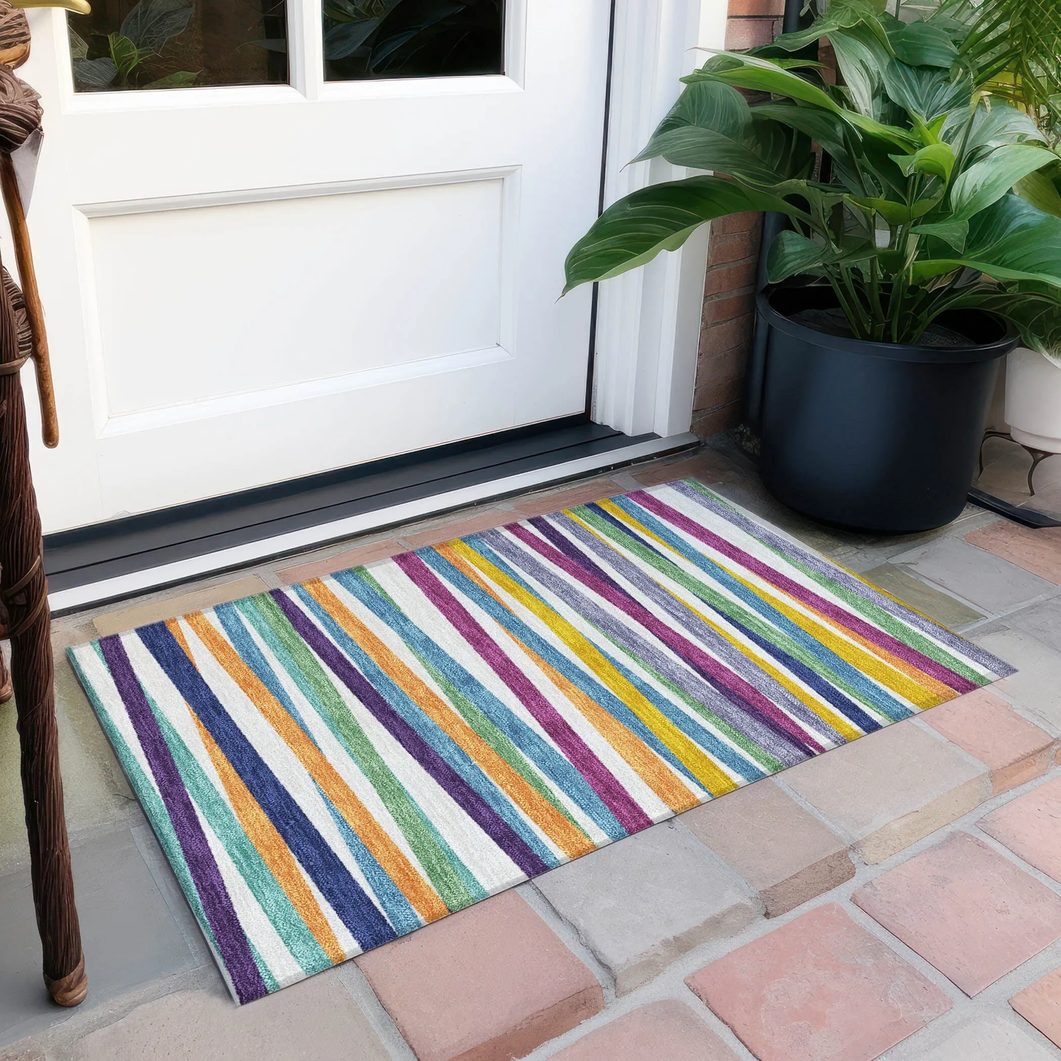 Machine Washable Indoor/ Outdoor Modern Stripes Chantille Rug
