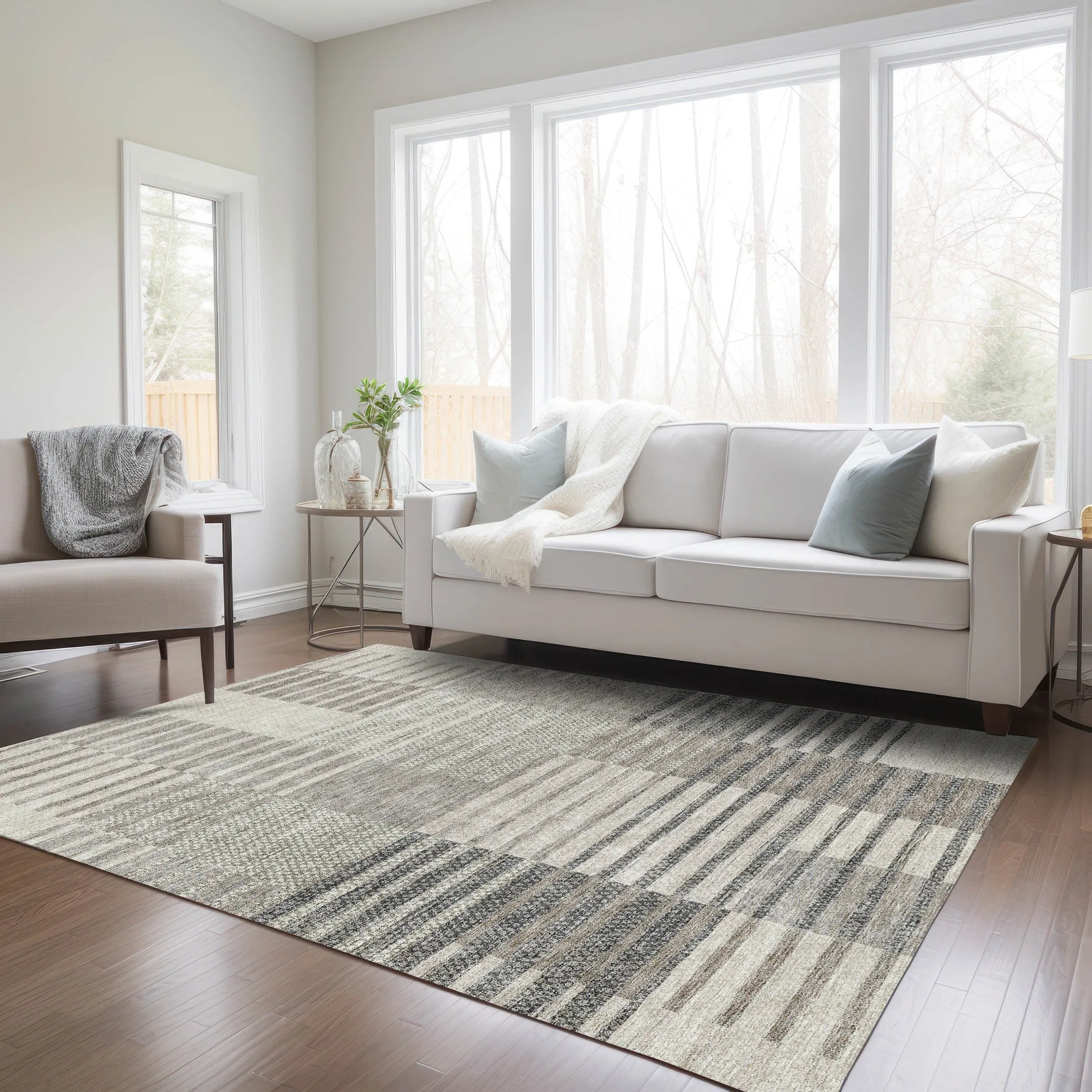 Machine Washable Indoor/ Outdoor Modern Stripes Chantille Rug