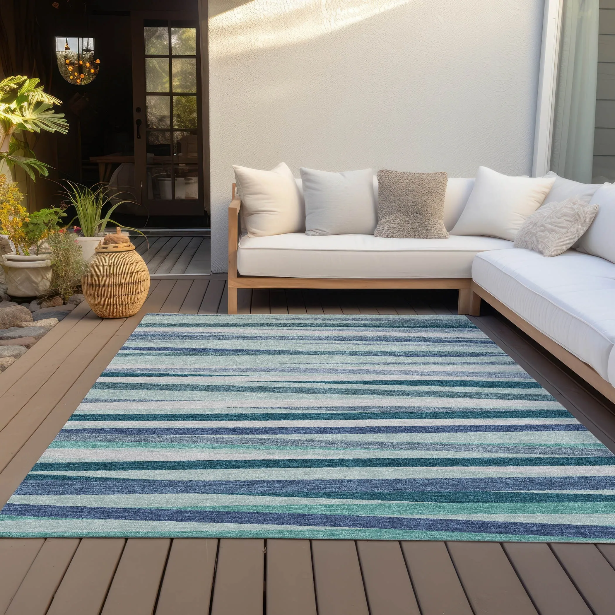 Machine Washable Indoor/ Outdoor Modern Stripes Chantille Rug