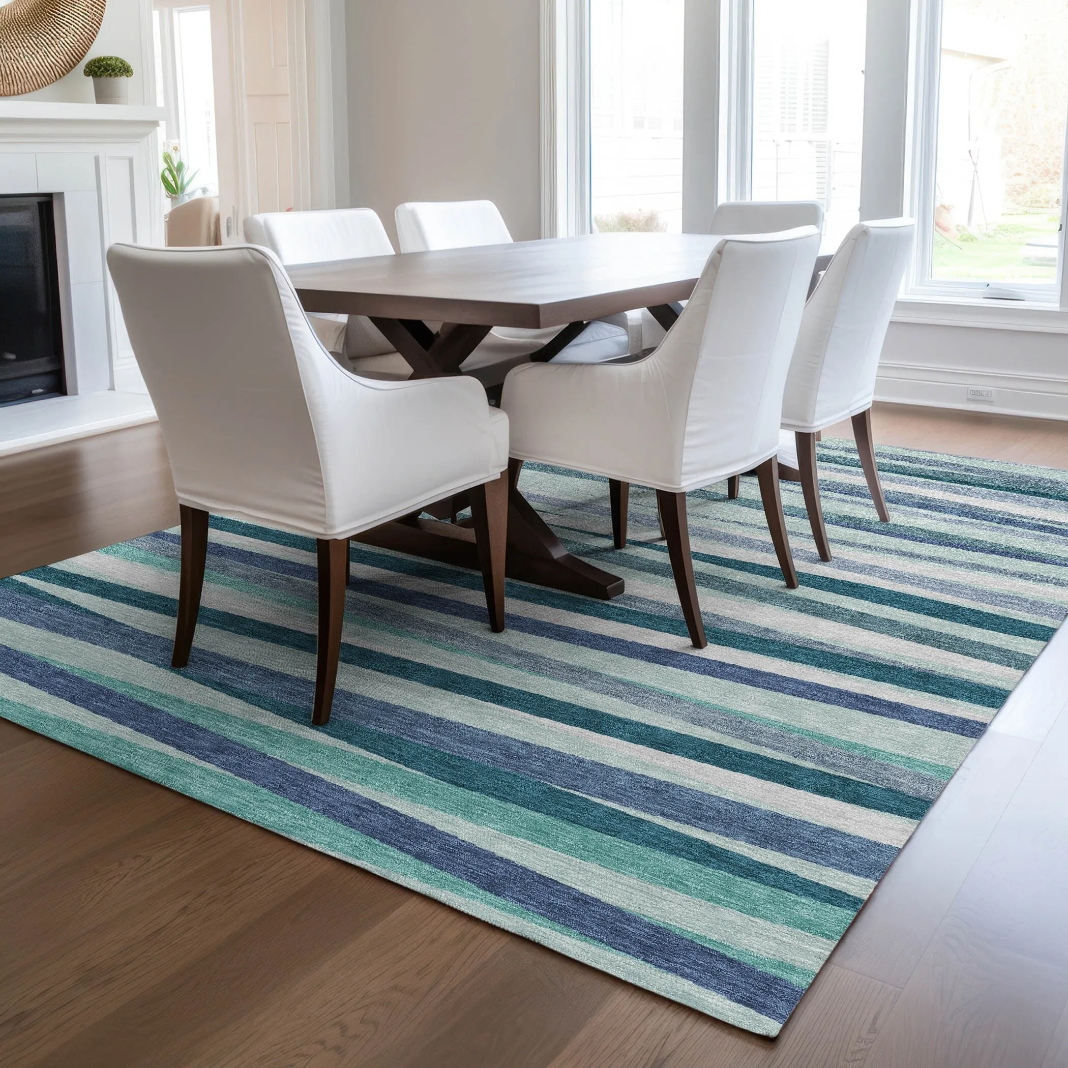 Machine Washable Indoor/ Outdoor Modern Stripes Chantille Rug