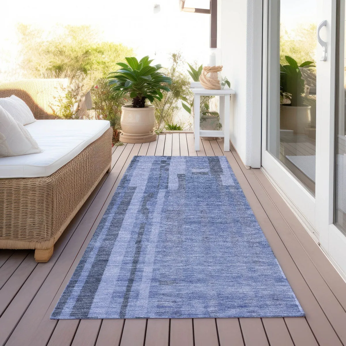 Machine Washable Indoor/ Outdoor Modern Stripes Chantille Rug