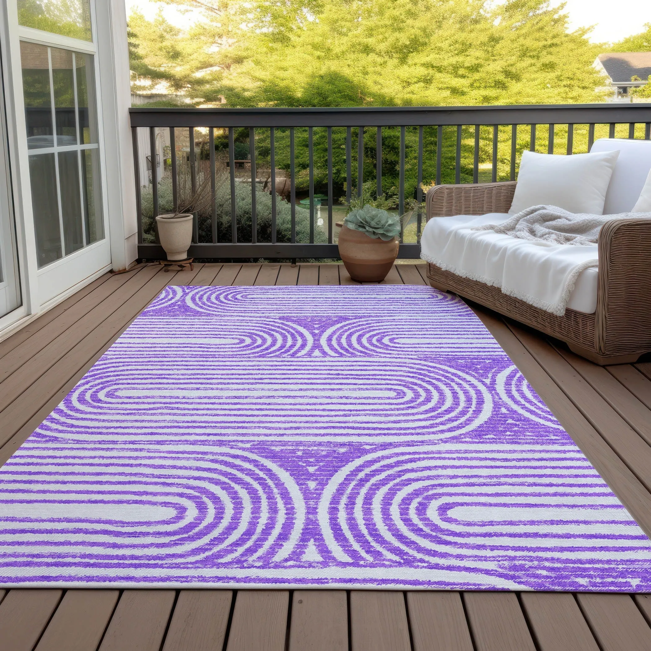 Machine Washable Indoor/ Outdoor Modern Vibes Chantille Rug