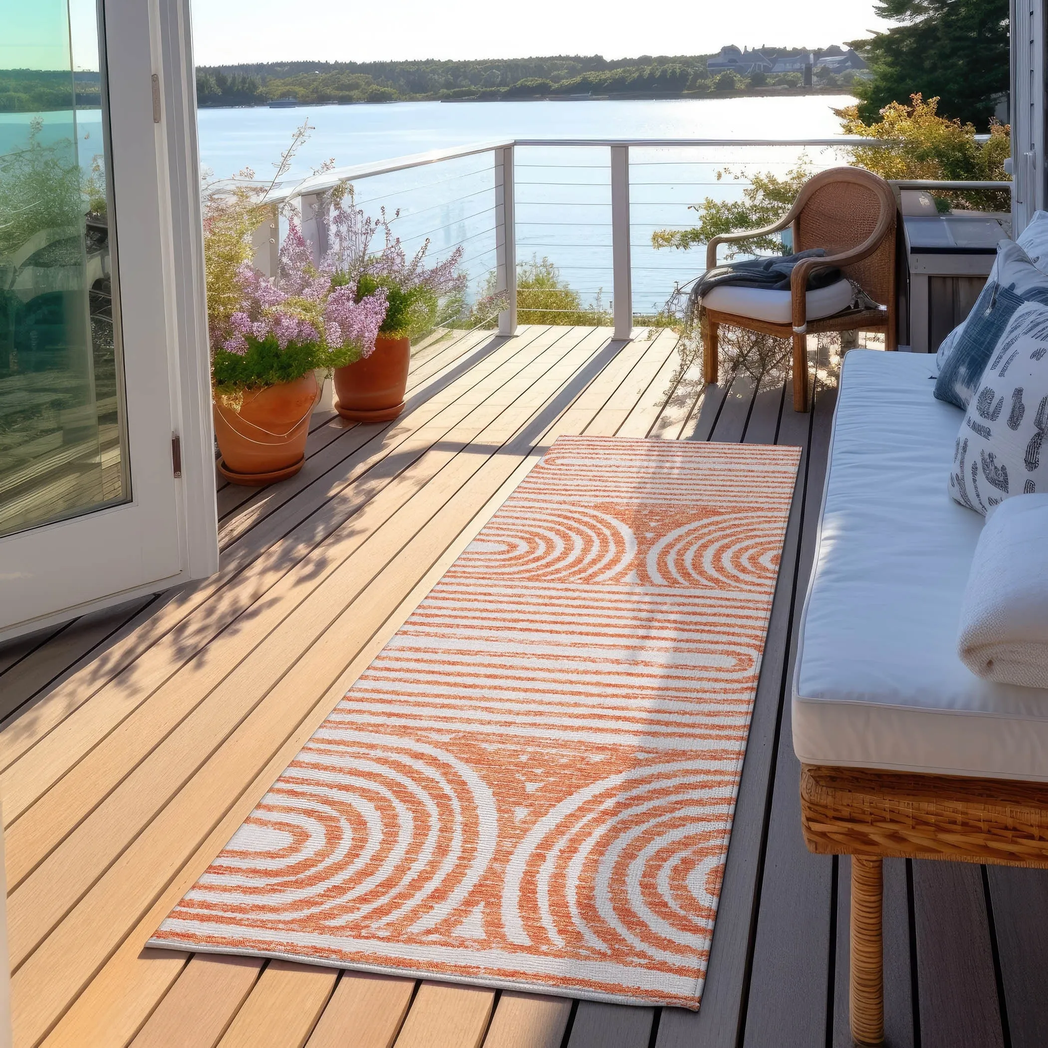 Machine Washable Indoor/ Outdoor Modern Vibes Chantille Rug