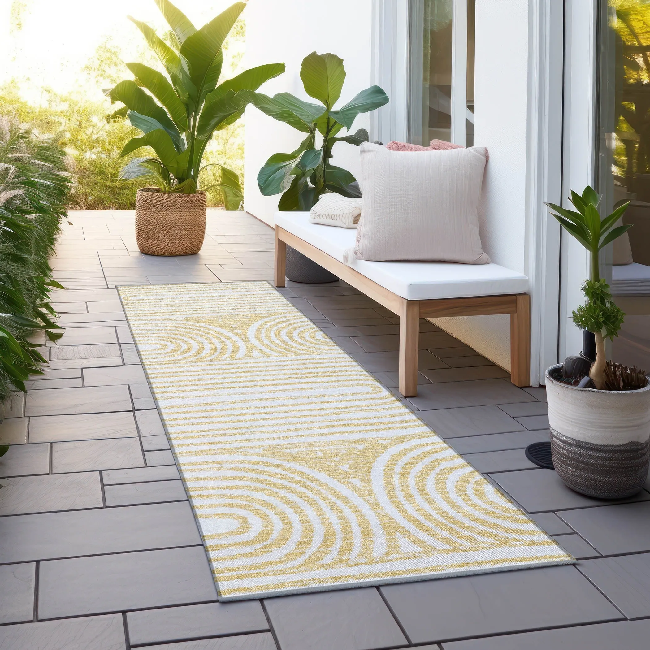Machine Washable Indoor/ Outdoor Modern Vibes Chantille Rug
