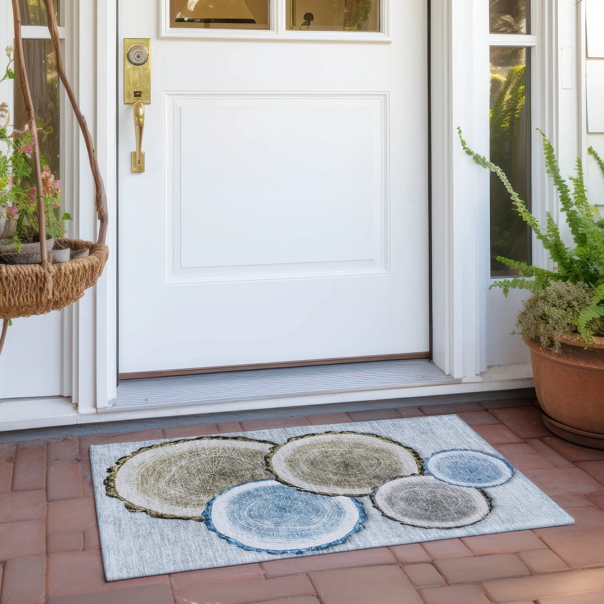 Machine Washable Indoor/ Outdoor Modern Wood Chantille Rug