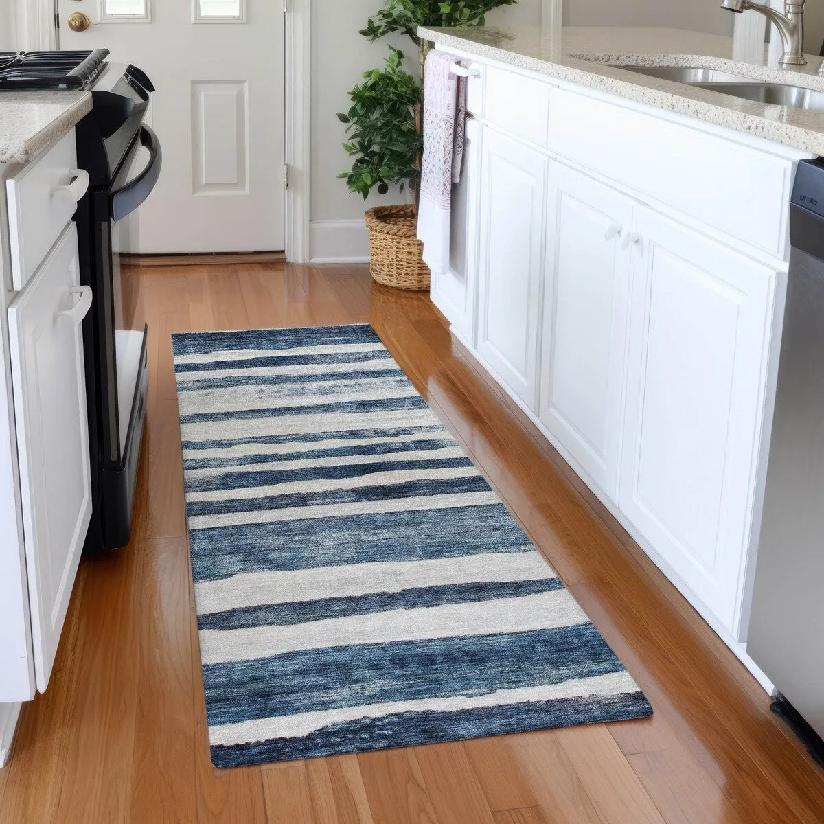 Machine Washable Indoor/ Outdoor Moroccan Stripe Chantille Rug