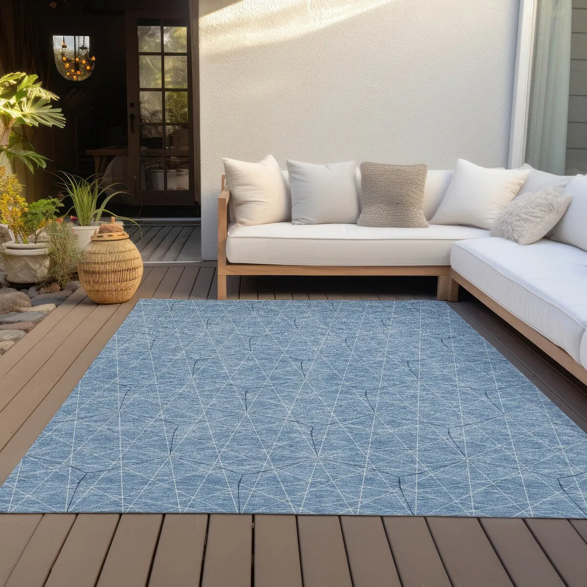 Machine Washable Indoor/ Outdoor Mosaic Geo Chantille Rug