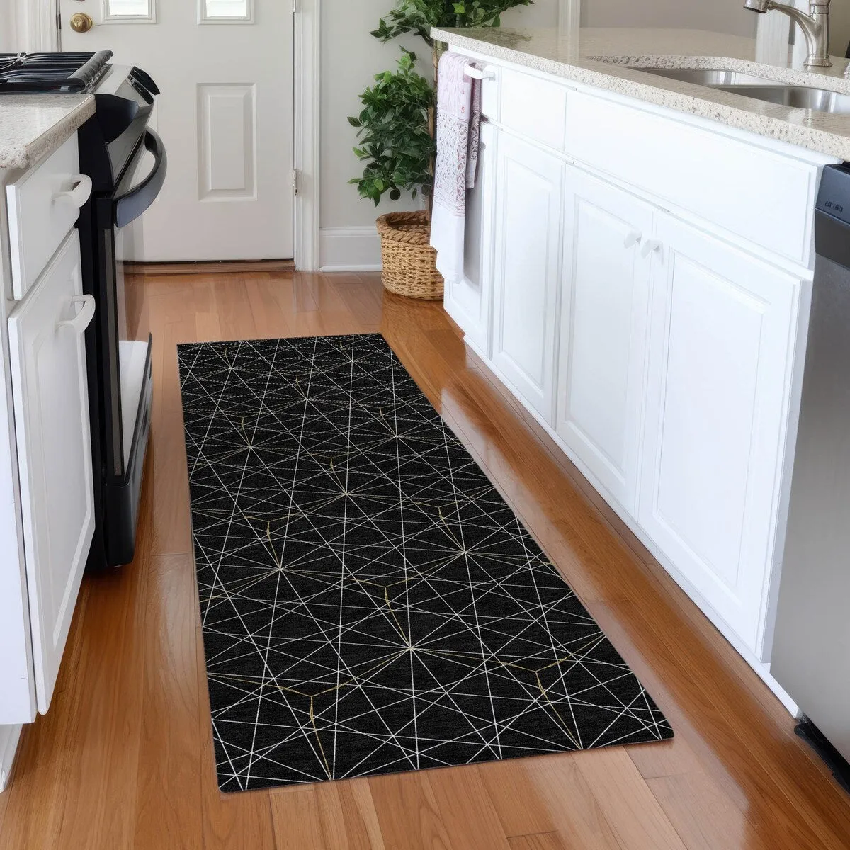 Machine Washable Indoor/ Outdoor Mosaic Geo Chantille Rug